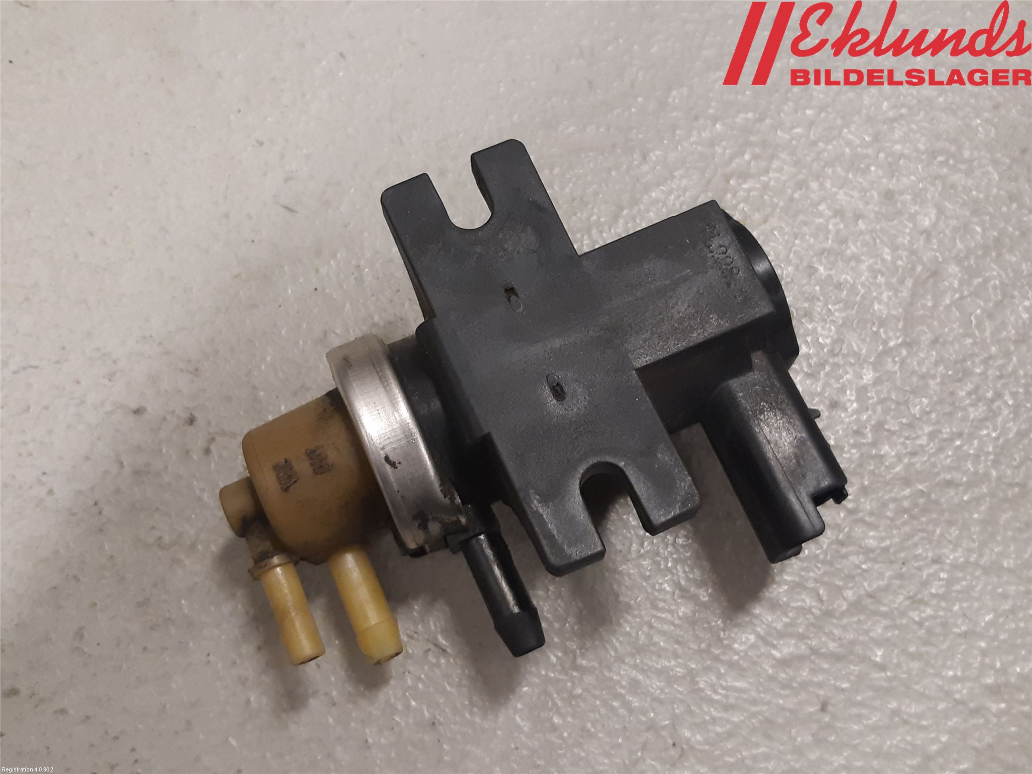 Ford FOCUS 11-14 Vakuumventil