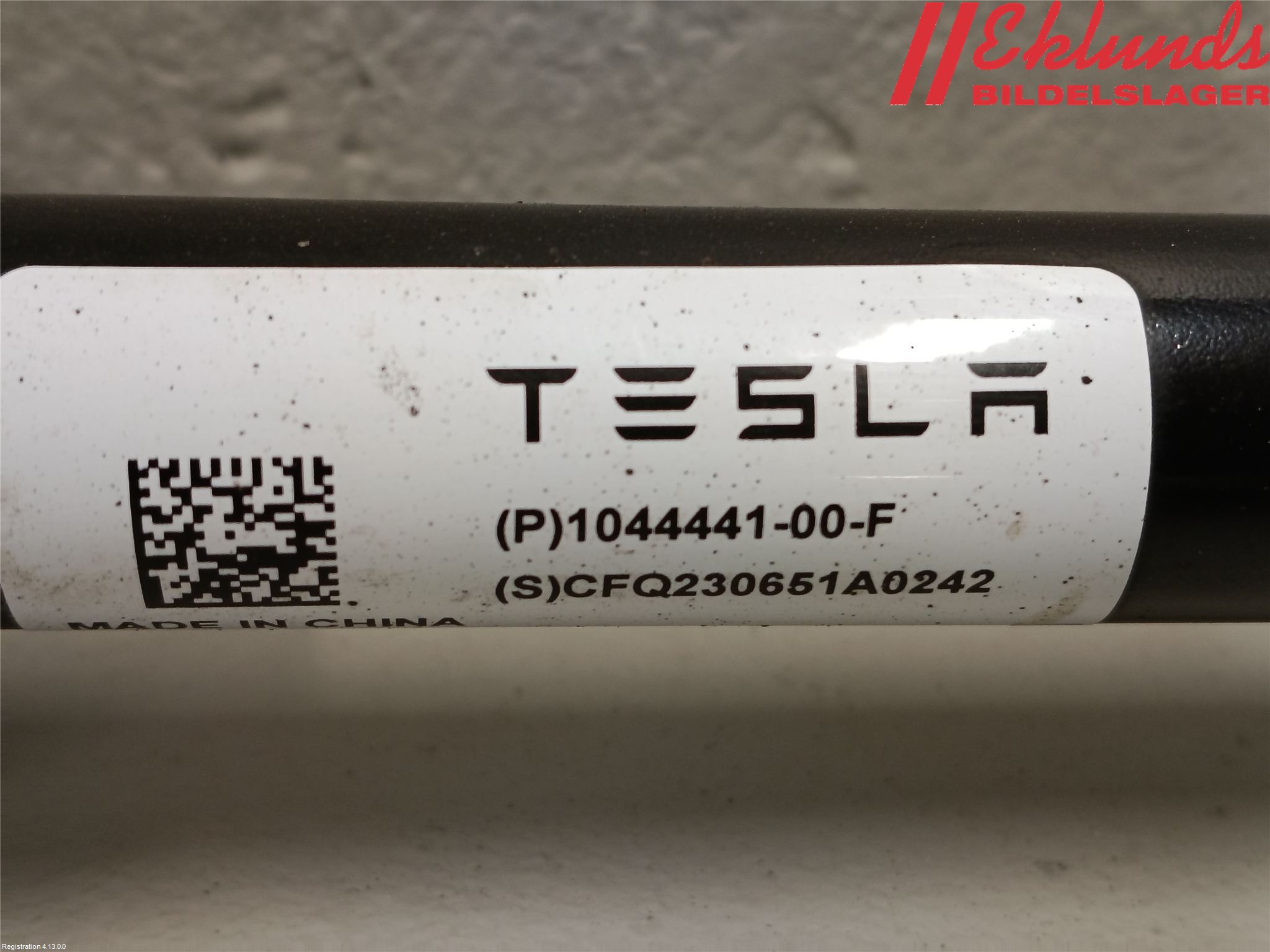 Tesla MODEL 3 17- Bärarm Bak Vänster