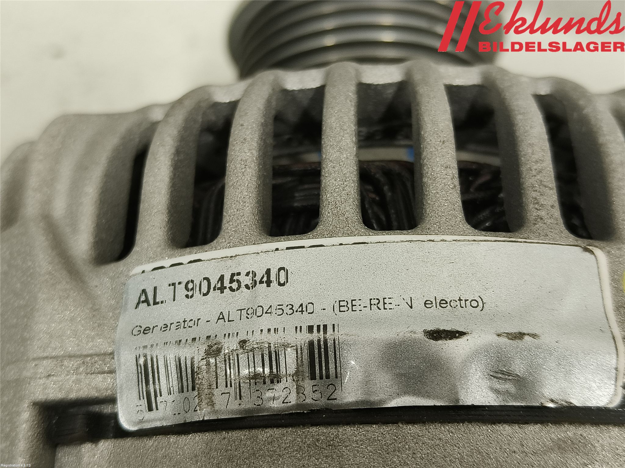 Volkswagen VW CADDY 11-15 Generator