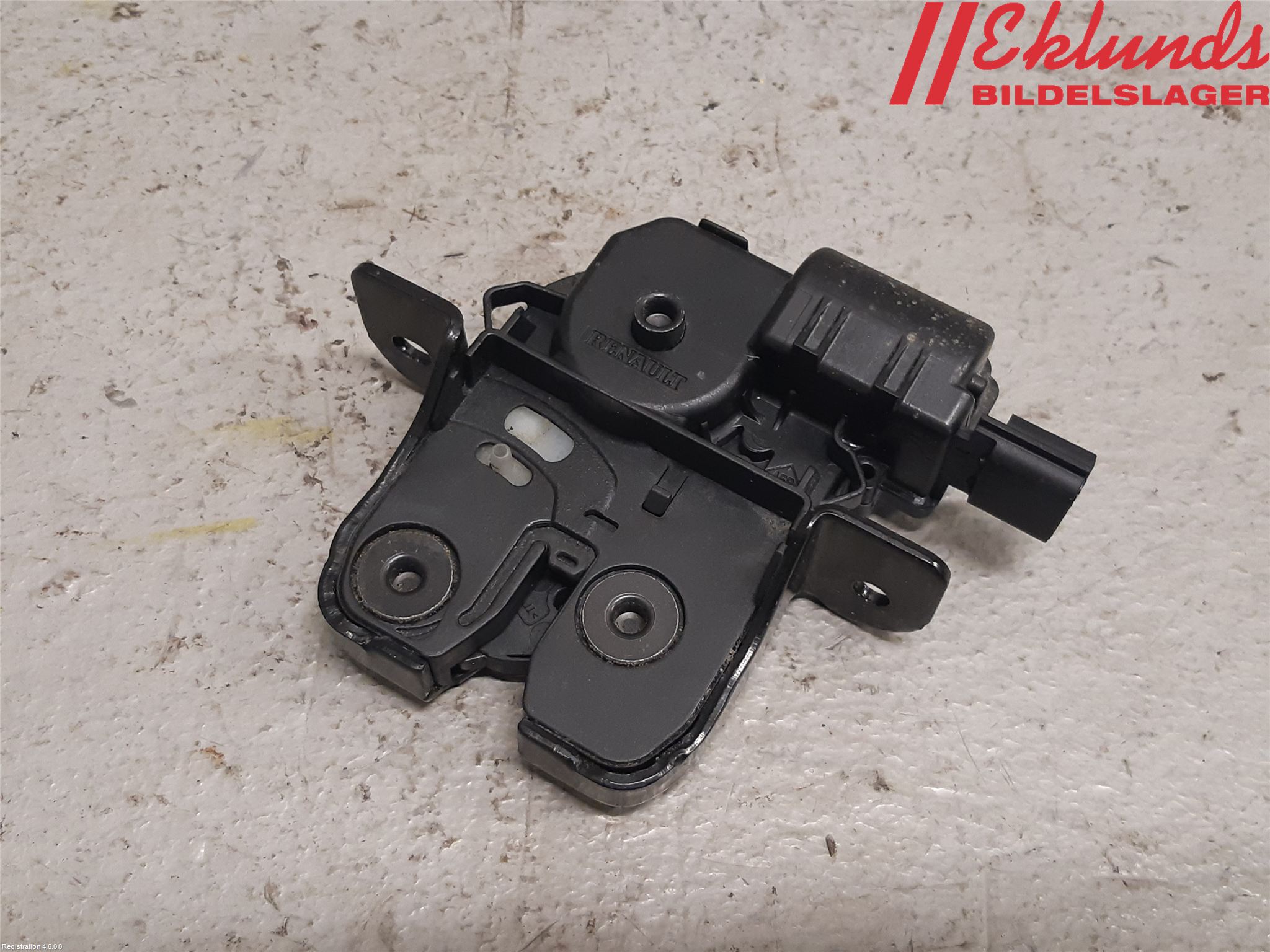 Renault CAPTUR 13-19 Låskista Baklucka
