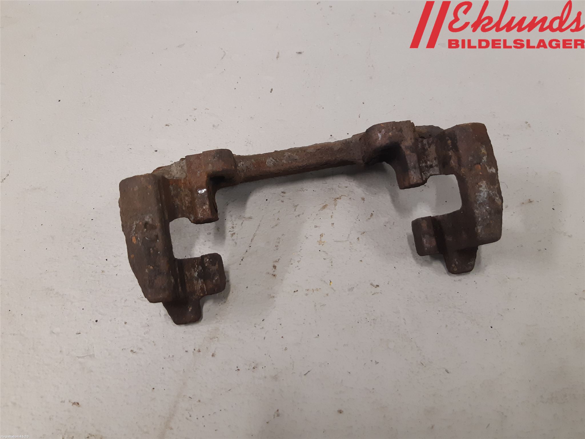 Volvo V70 00-04 Bromsokshållare