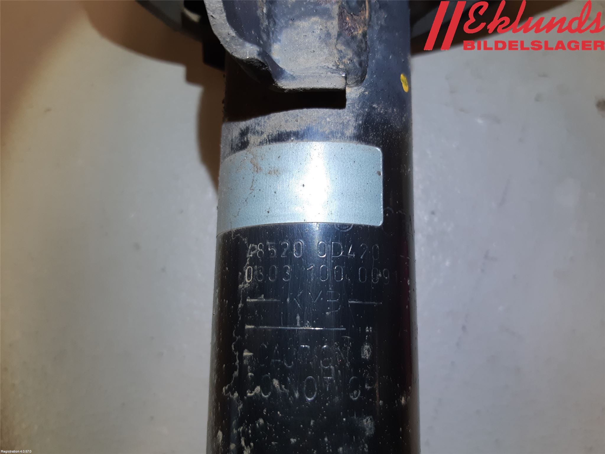 Toyota YARIS XP130 15-20 Fjäderben Fram Vänster