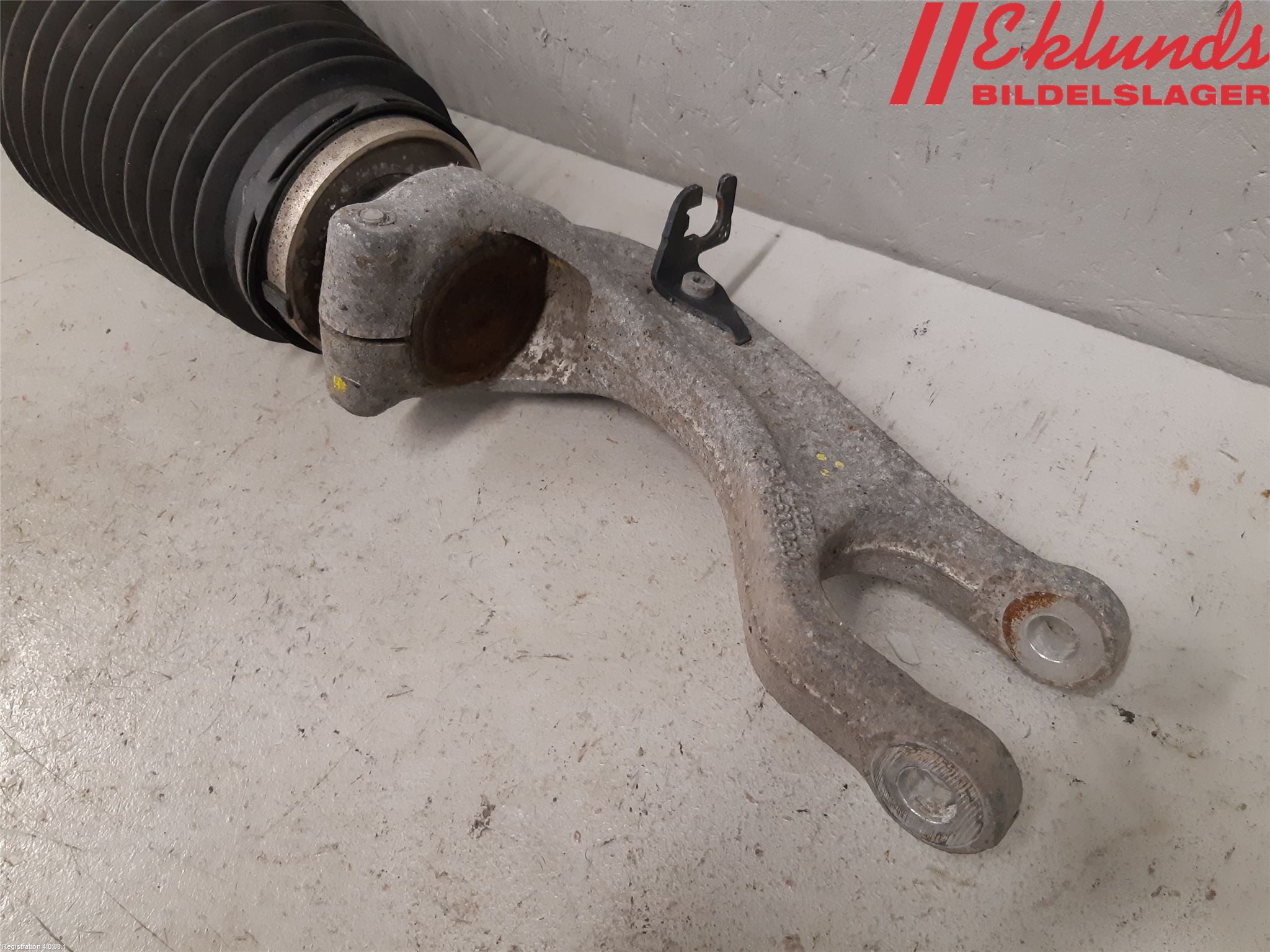 Tesla MODEL S 13- Fjädr Hydraulregl Fram