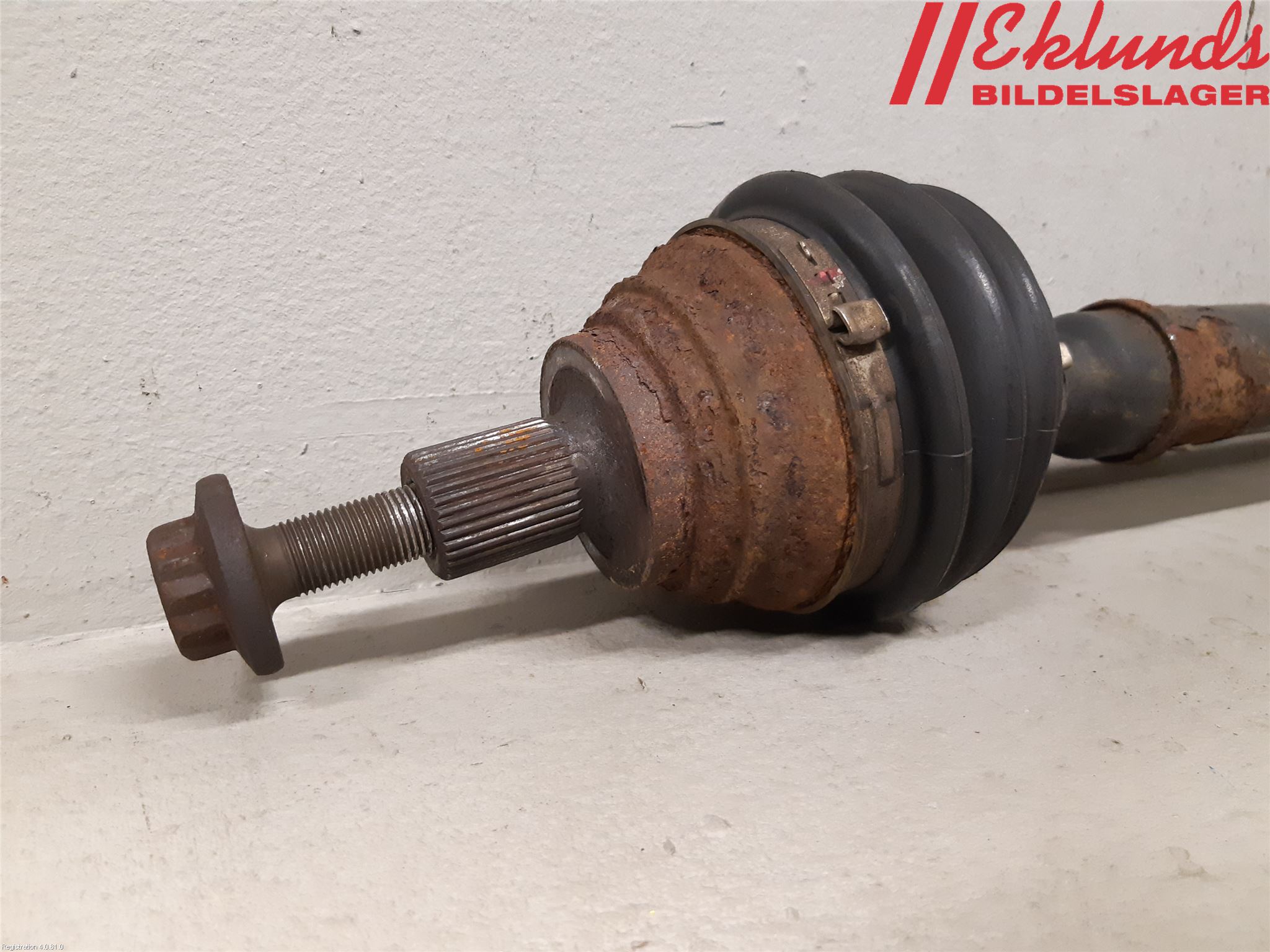 Volkswagen VW GOLF VI 09-13 Drivaxel Fram Höger