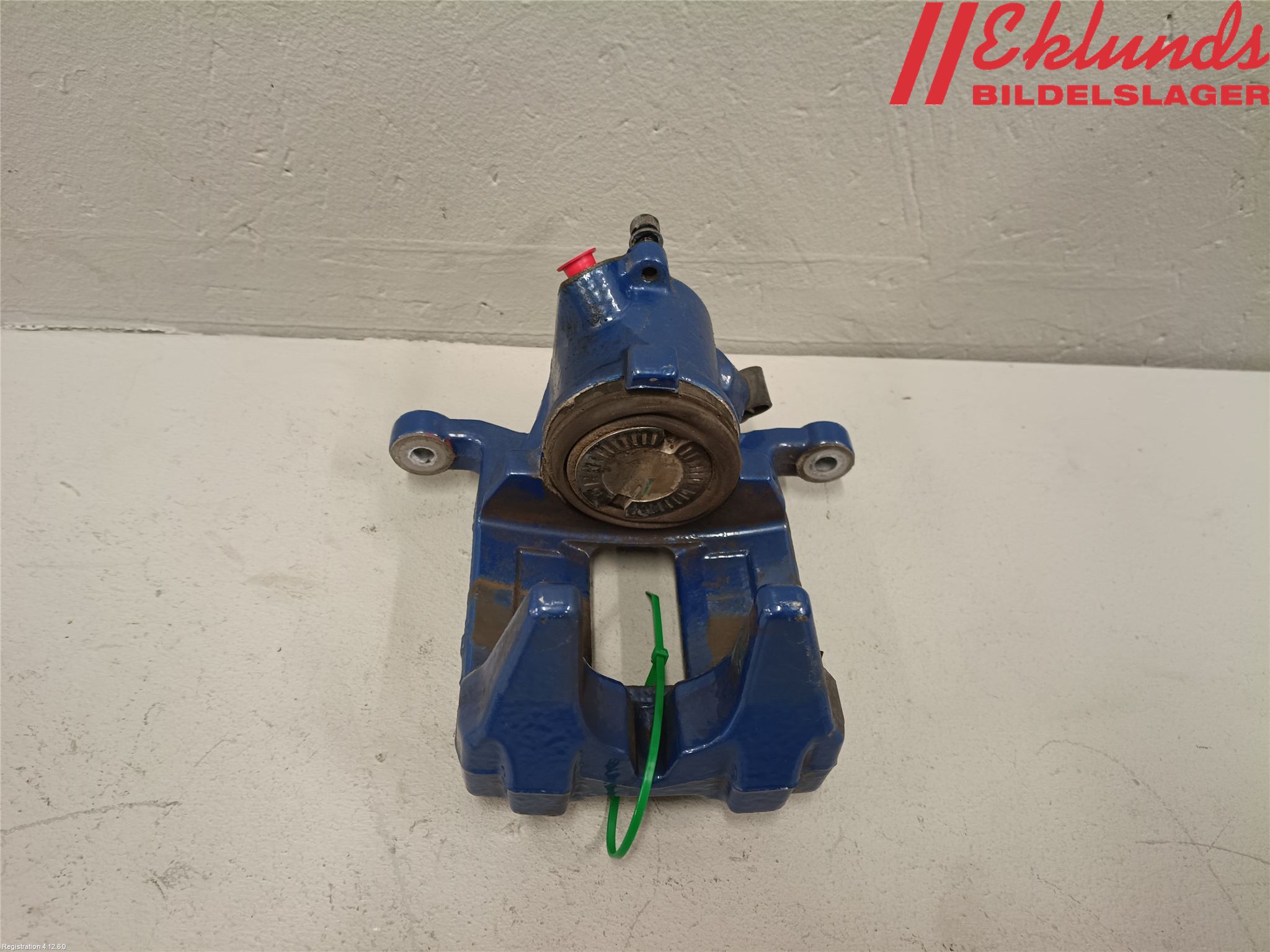 BMW 3 G20/G21/G80/G81 19- Bromsok Bak Höger