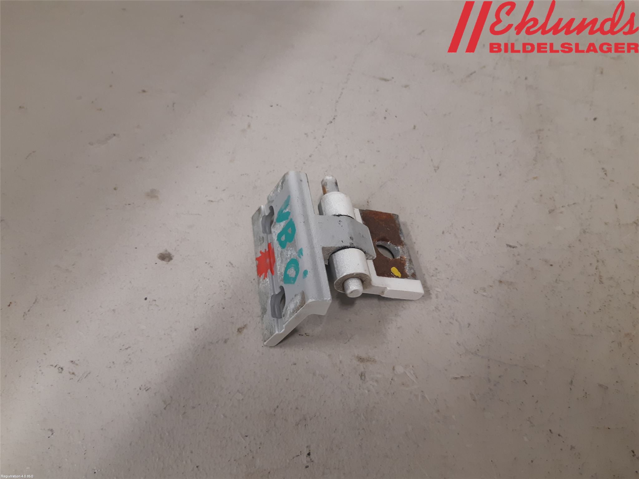 Volvo V70 05-08 Dörrgångjärn