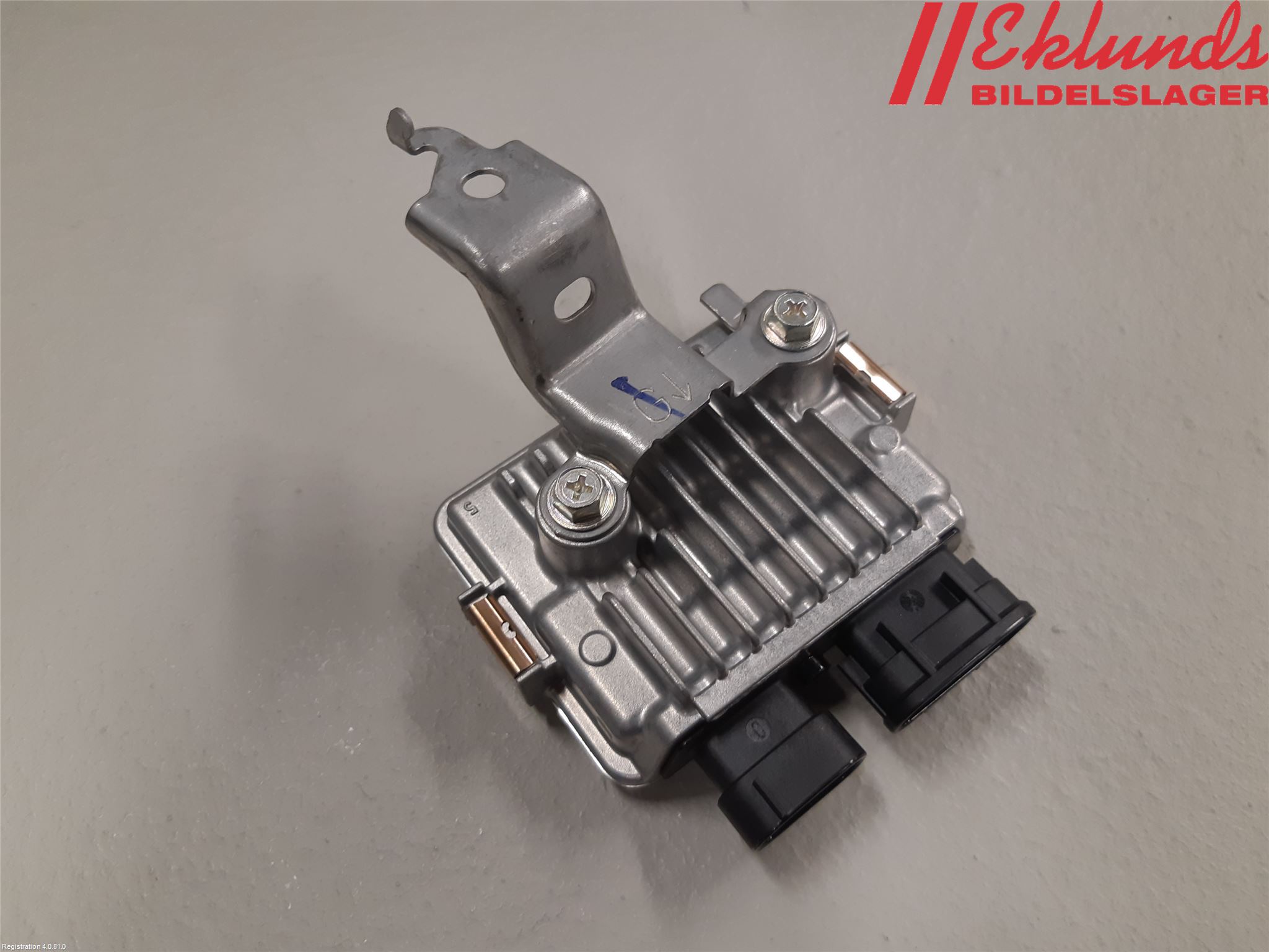 Toyota YARIS XP21 20- Styrenhet Bränslepump