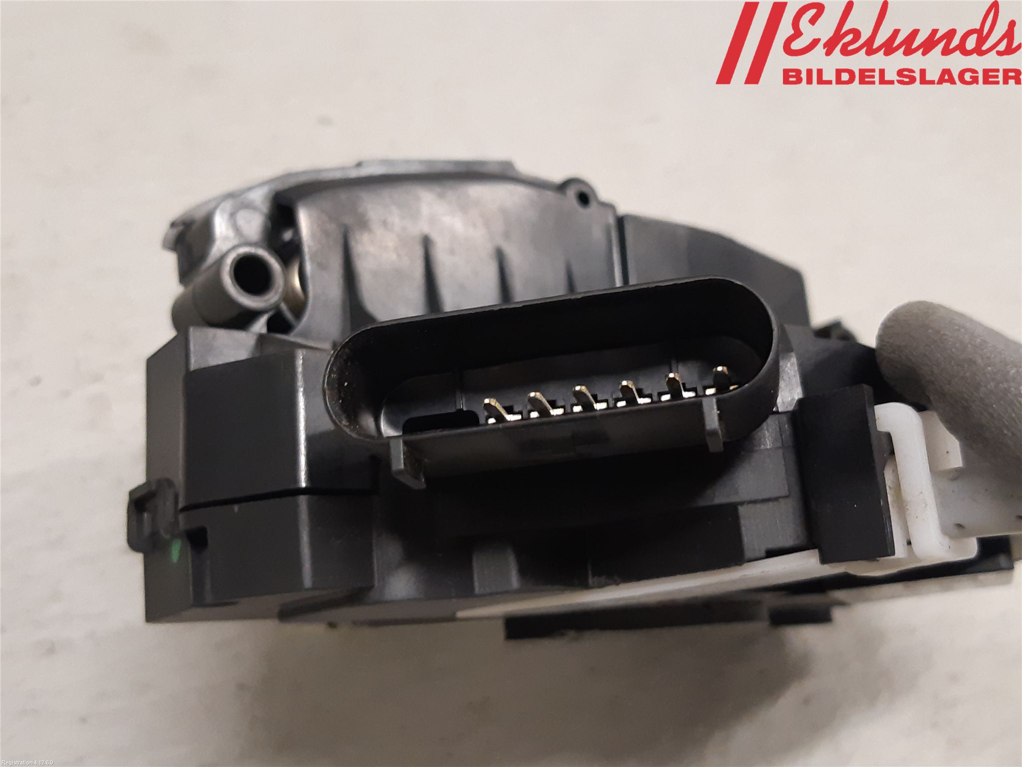 Volvo S60 11-13 Låskista-Dörrlås