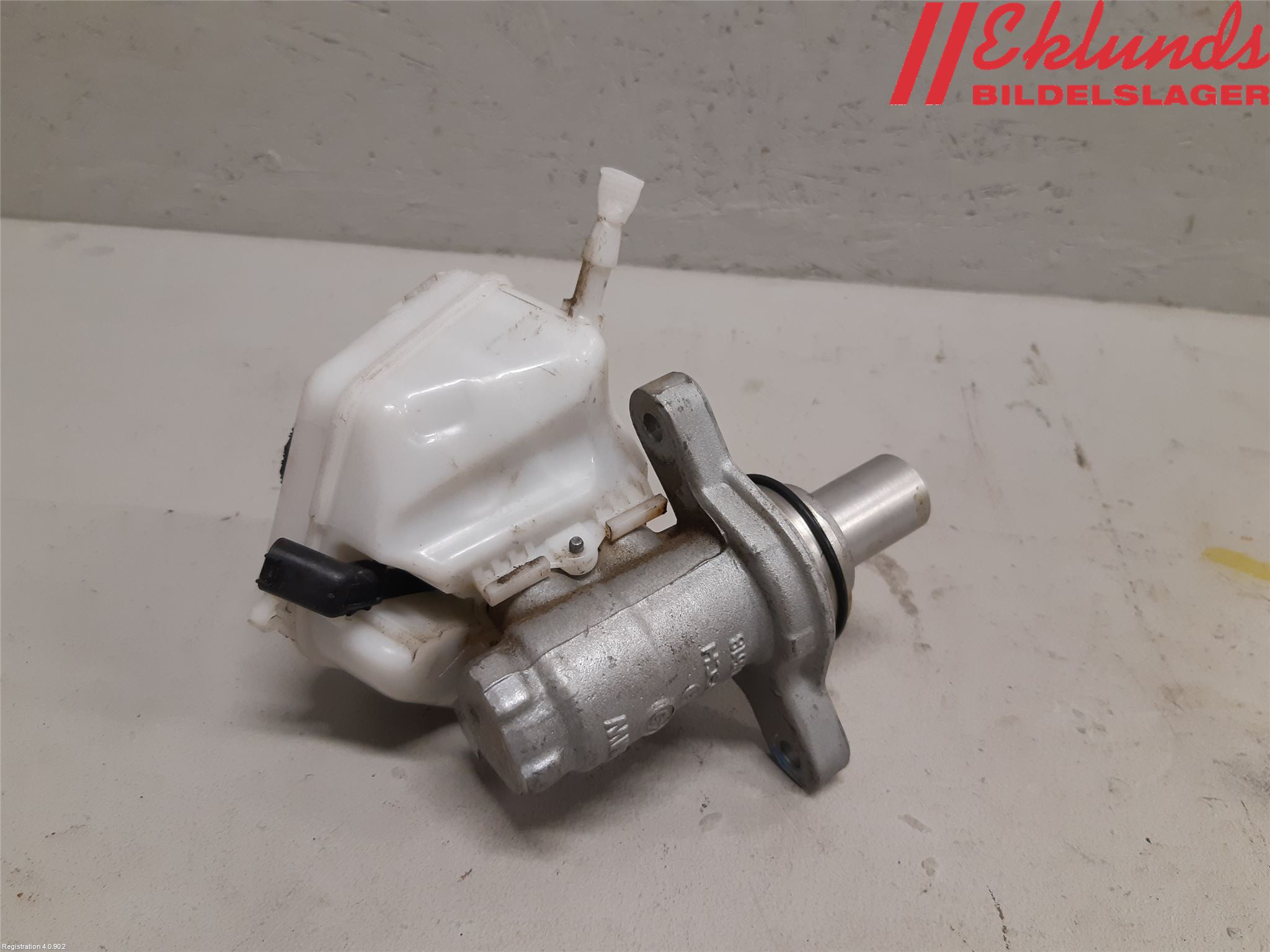 BMW 3 F30/F31/F80 12-19 Broms Huvudcylinder