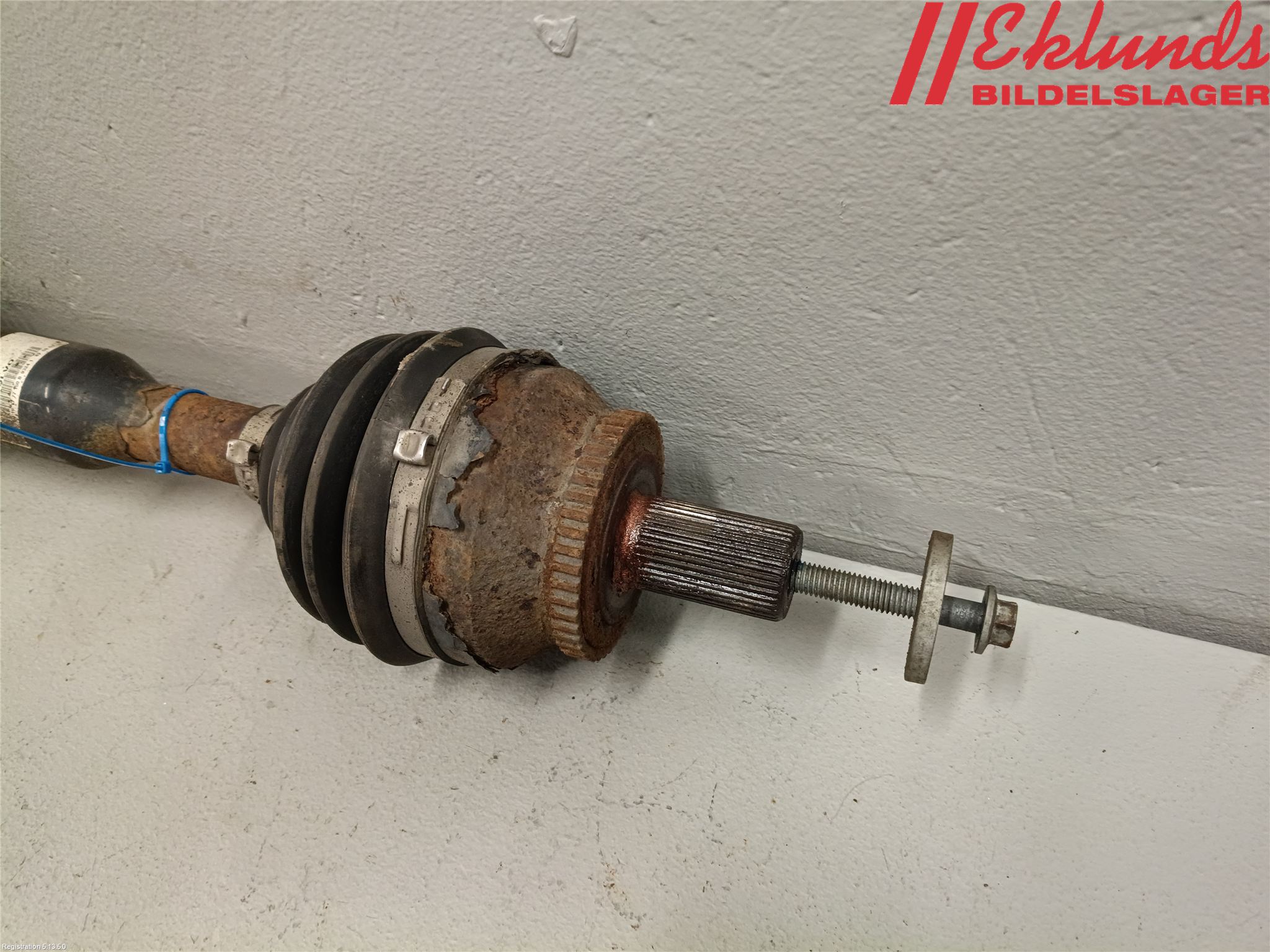 Volvo XC90 07-14 Drivaxel Fram Höger