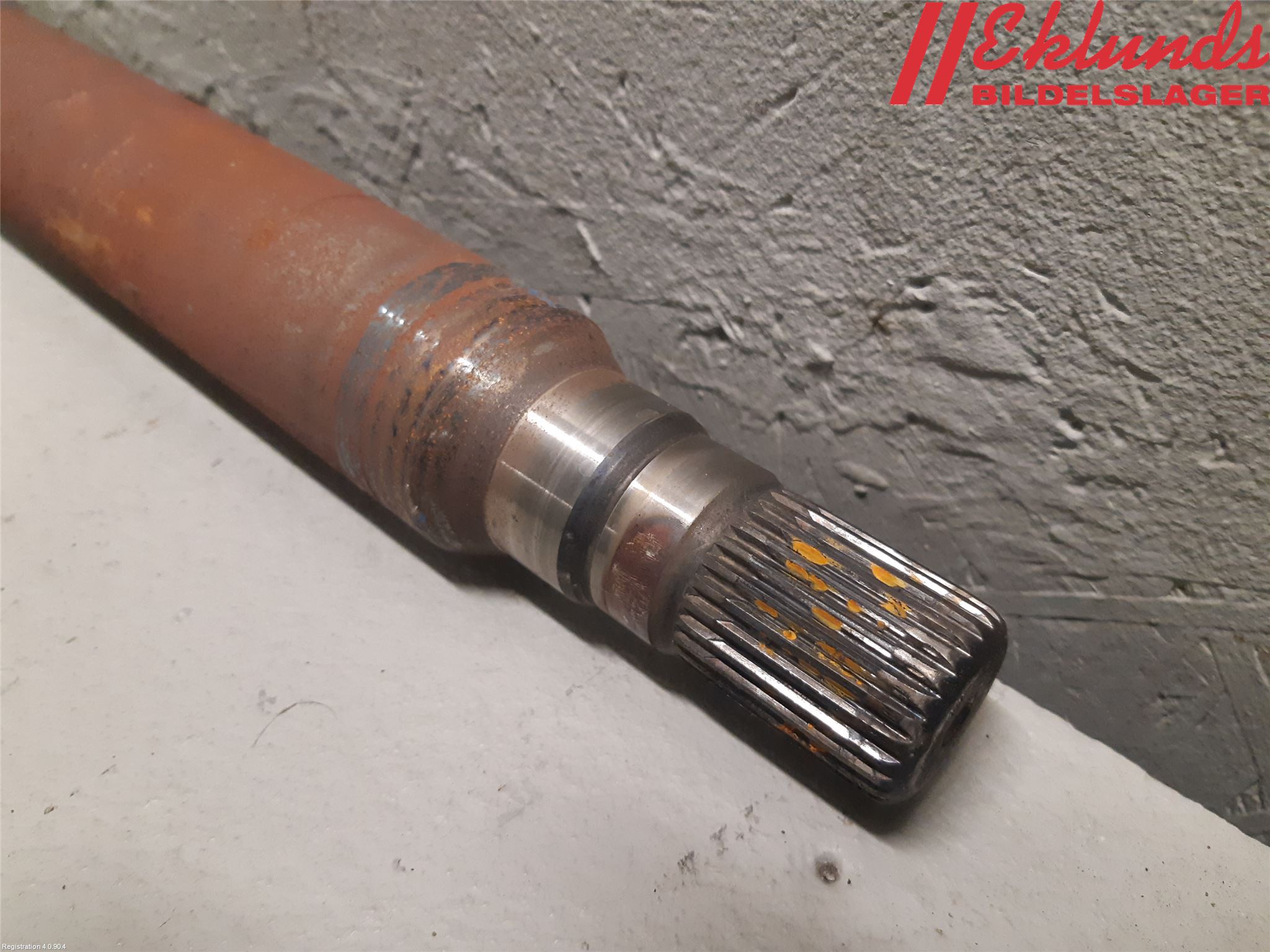 Volvo XC60 18- Drivaxel Fram Höger