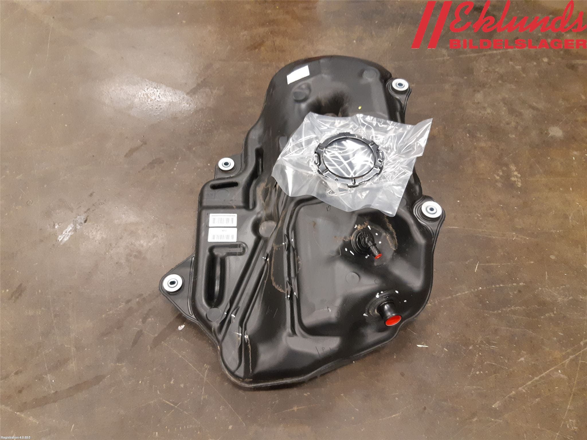 Toyota COROLLA 19- Bränsletank