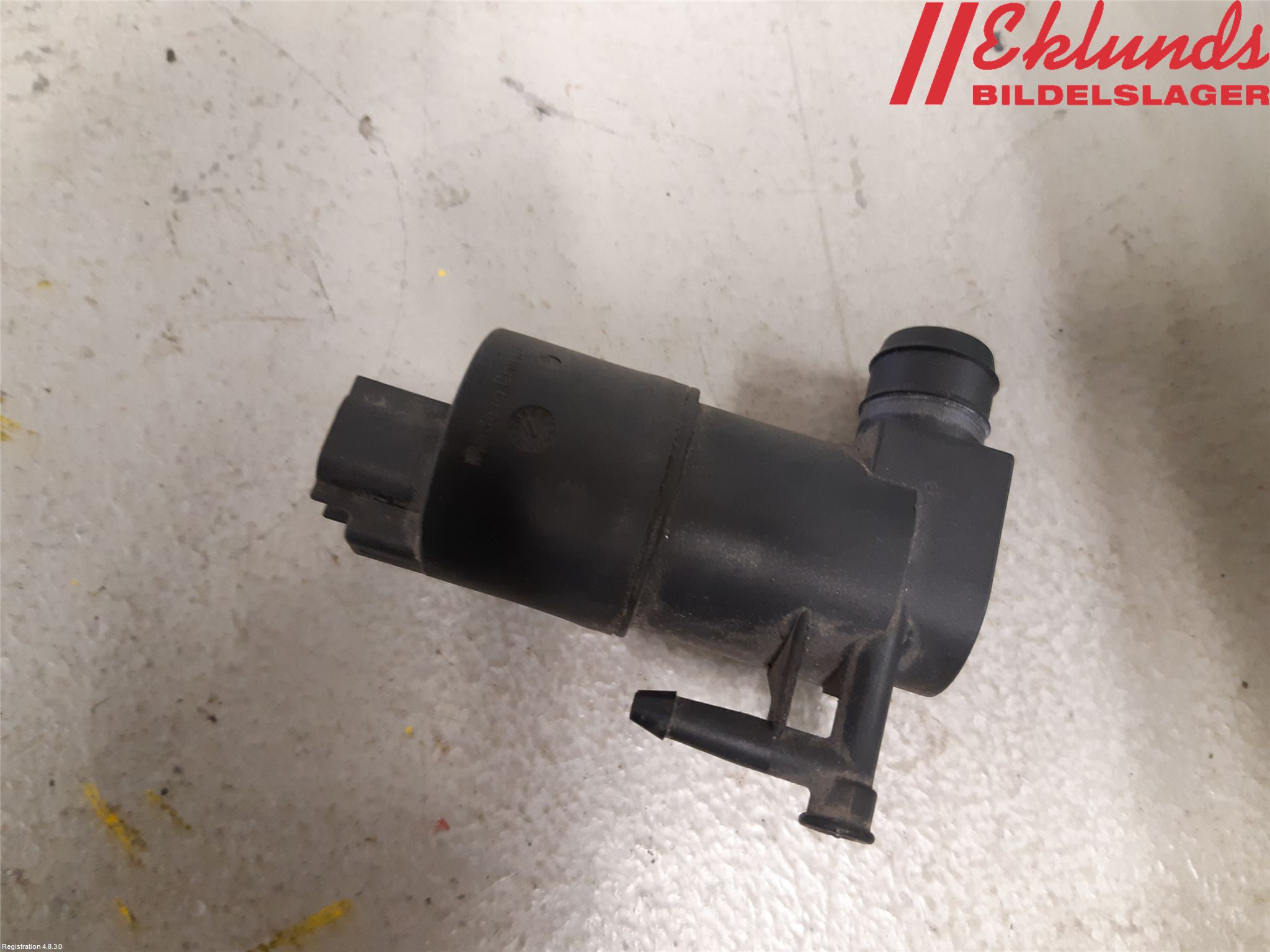 Toyota YARIS XP130 12-14 Spolarpump Baklucka