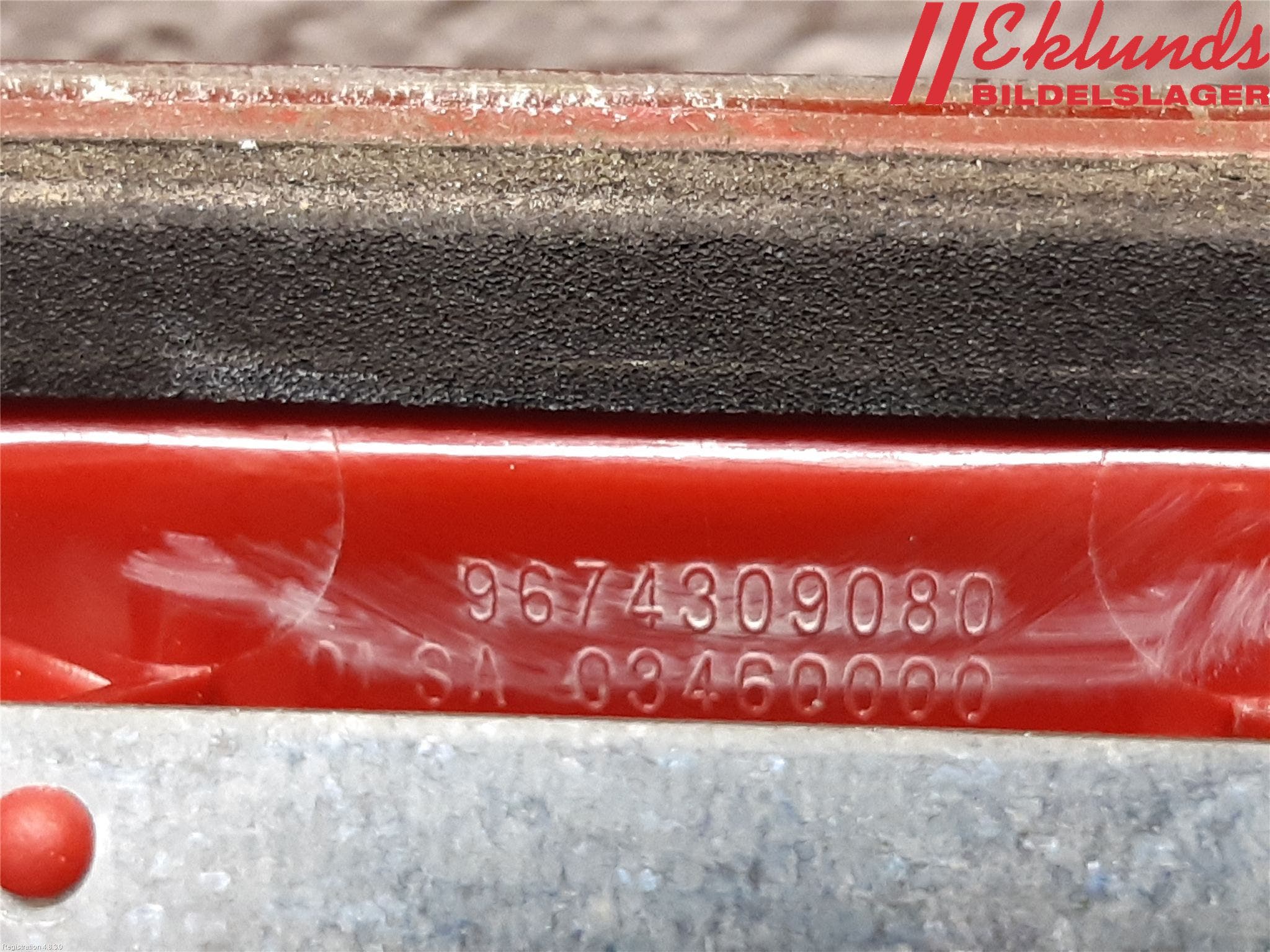 Peugeot 208 12-15 Bromsljus Bakruta