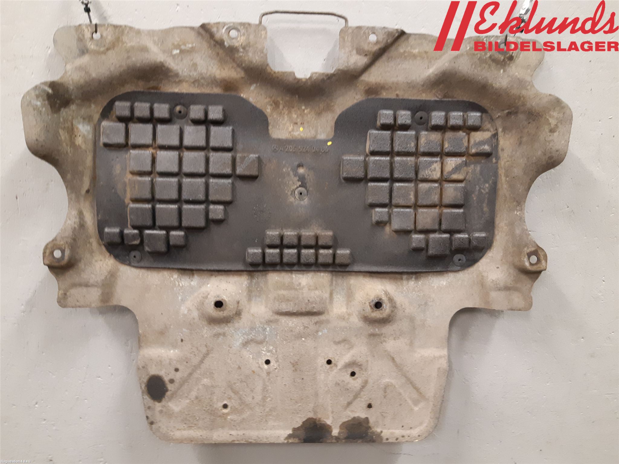 Mercedes-Benz MB E-KLASS (W213) 16-23 Hasplåt Plåt-Plast