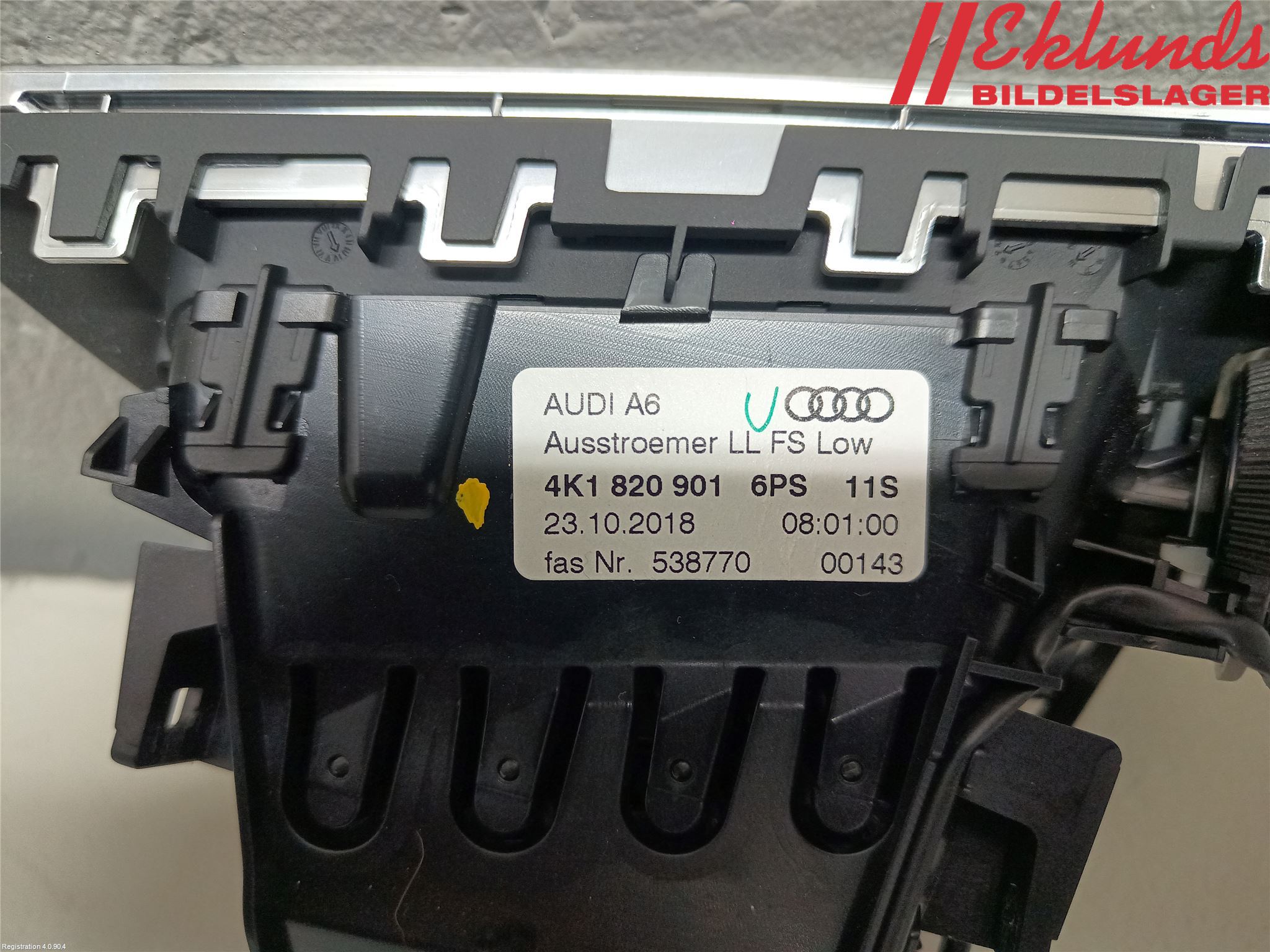 Audi A6 F2/C8 19- Defrosterkanal-Munstycke