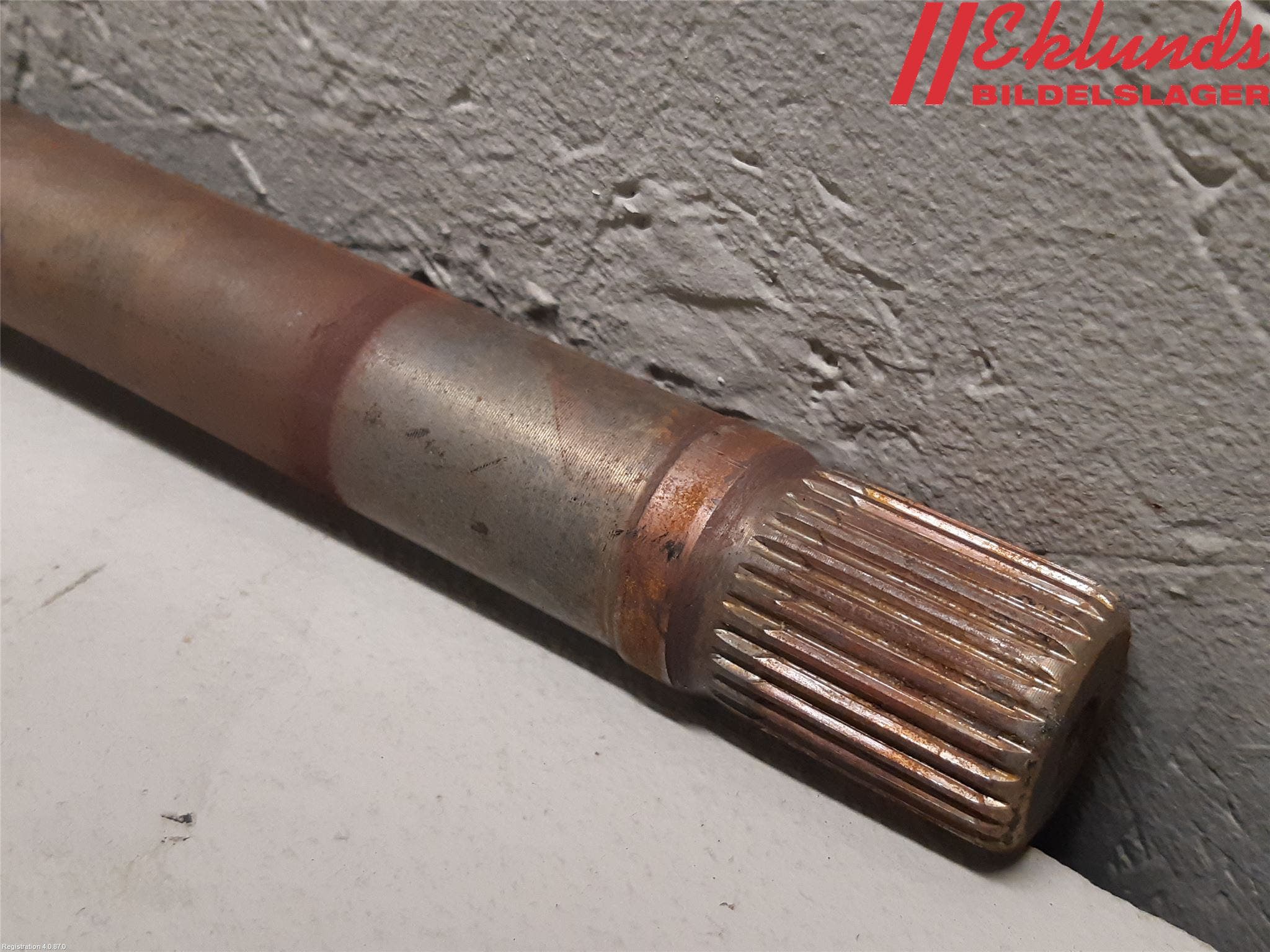 Volvo XC70 14-16 Drivaxel Fram Höger