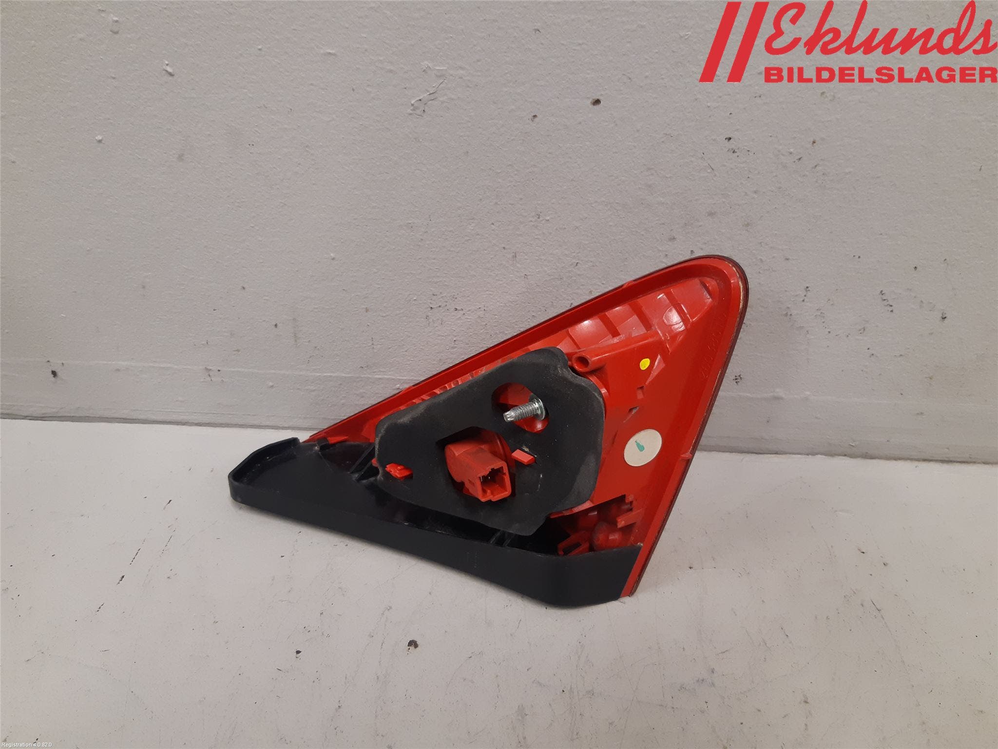 Peugeot 3008 09-16 Bakljus Lucka Hö