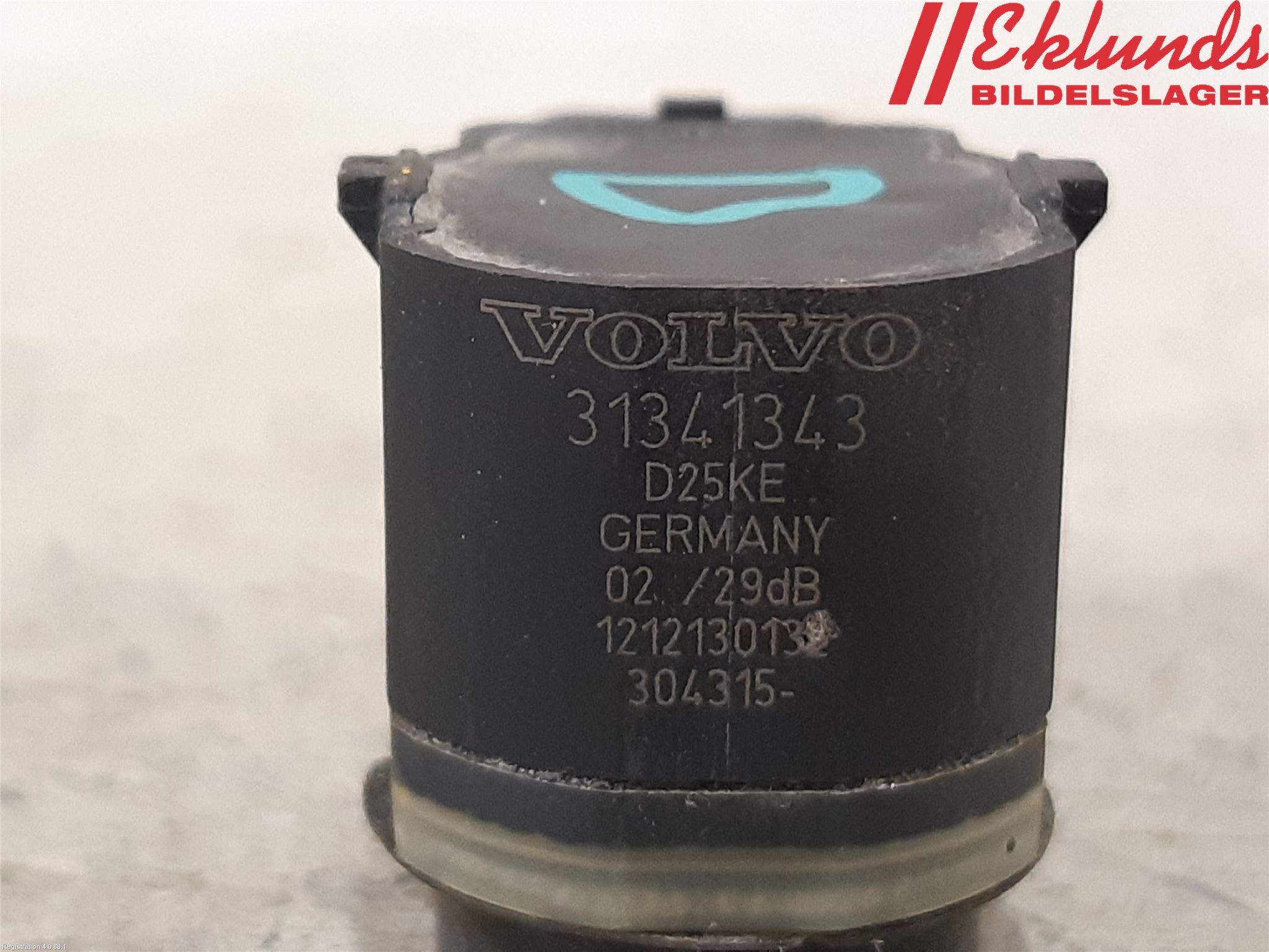 Volvo V40 12-19 Parkeringshjälp Backsensor