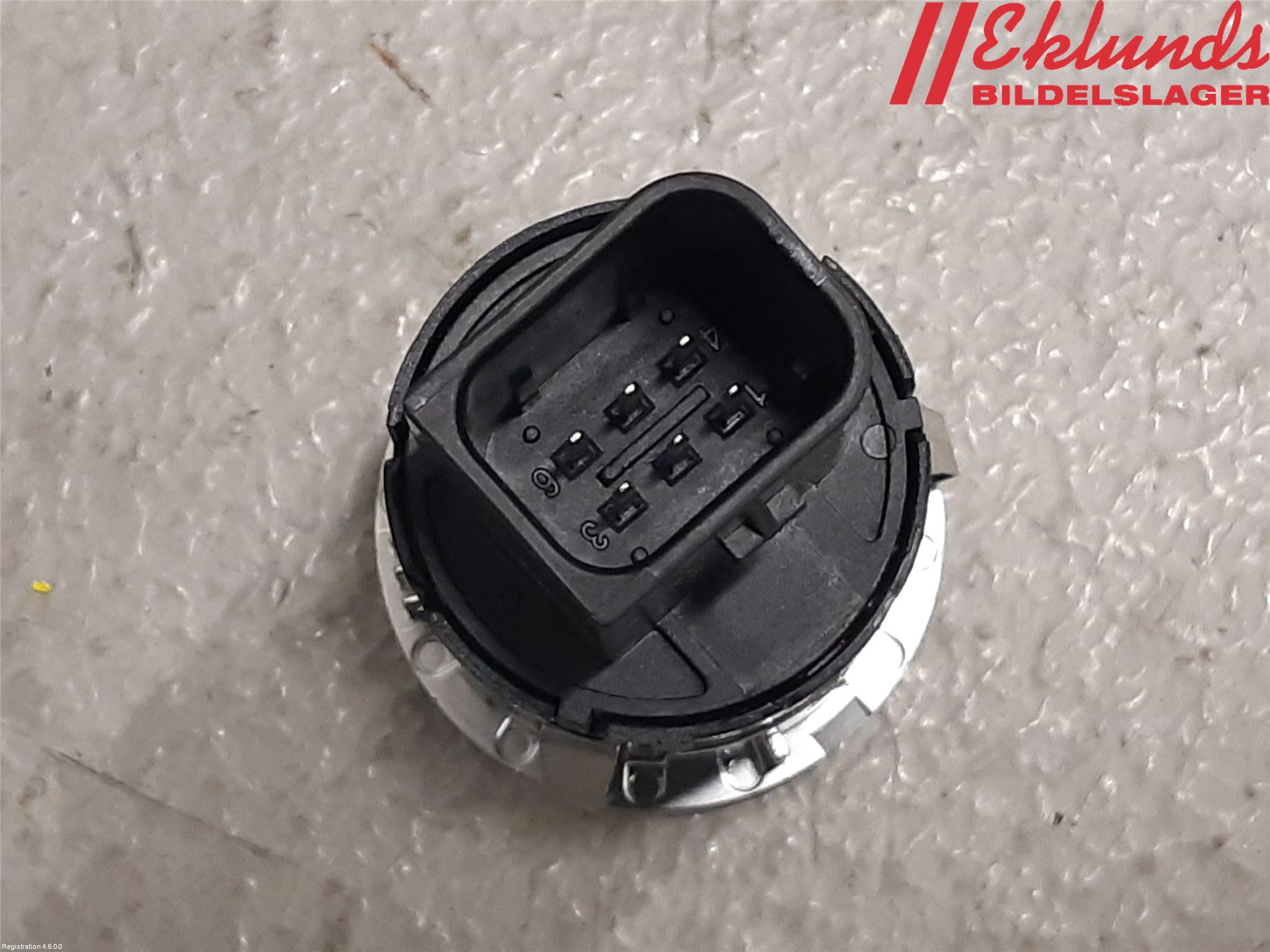 Fiat 500e 20- Strömställare Dörröppnare