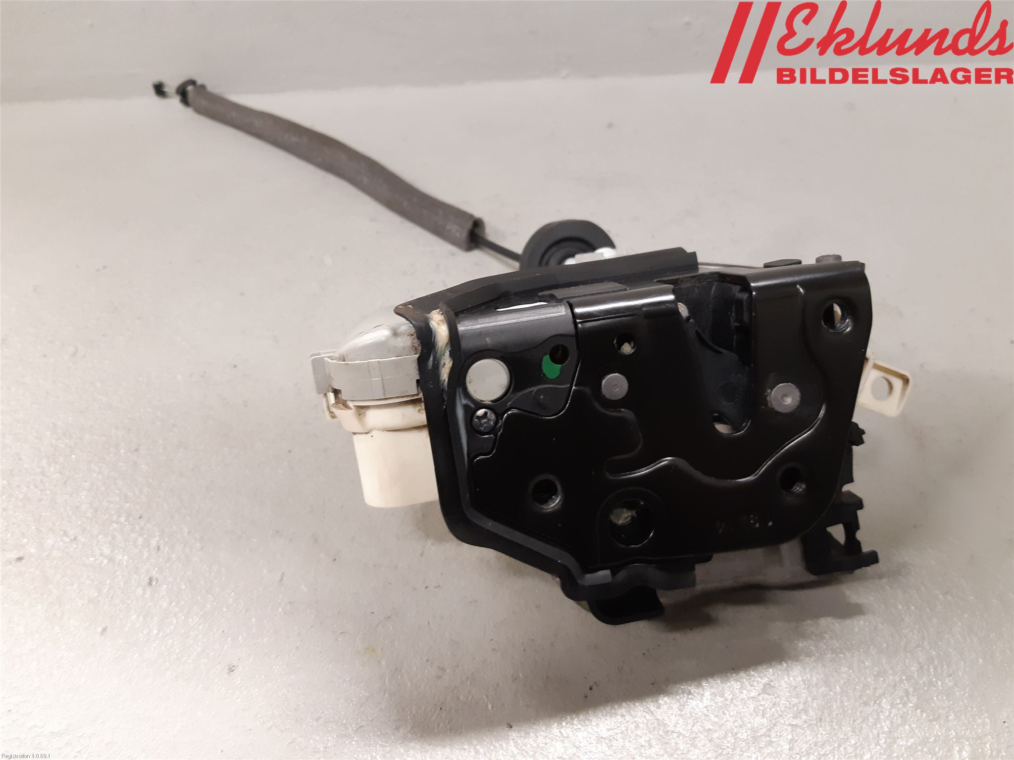 Audi A6 ALLROAD 12-18 Låskista-Dörrlås