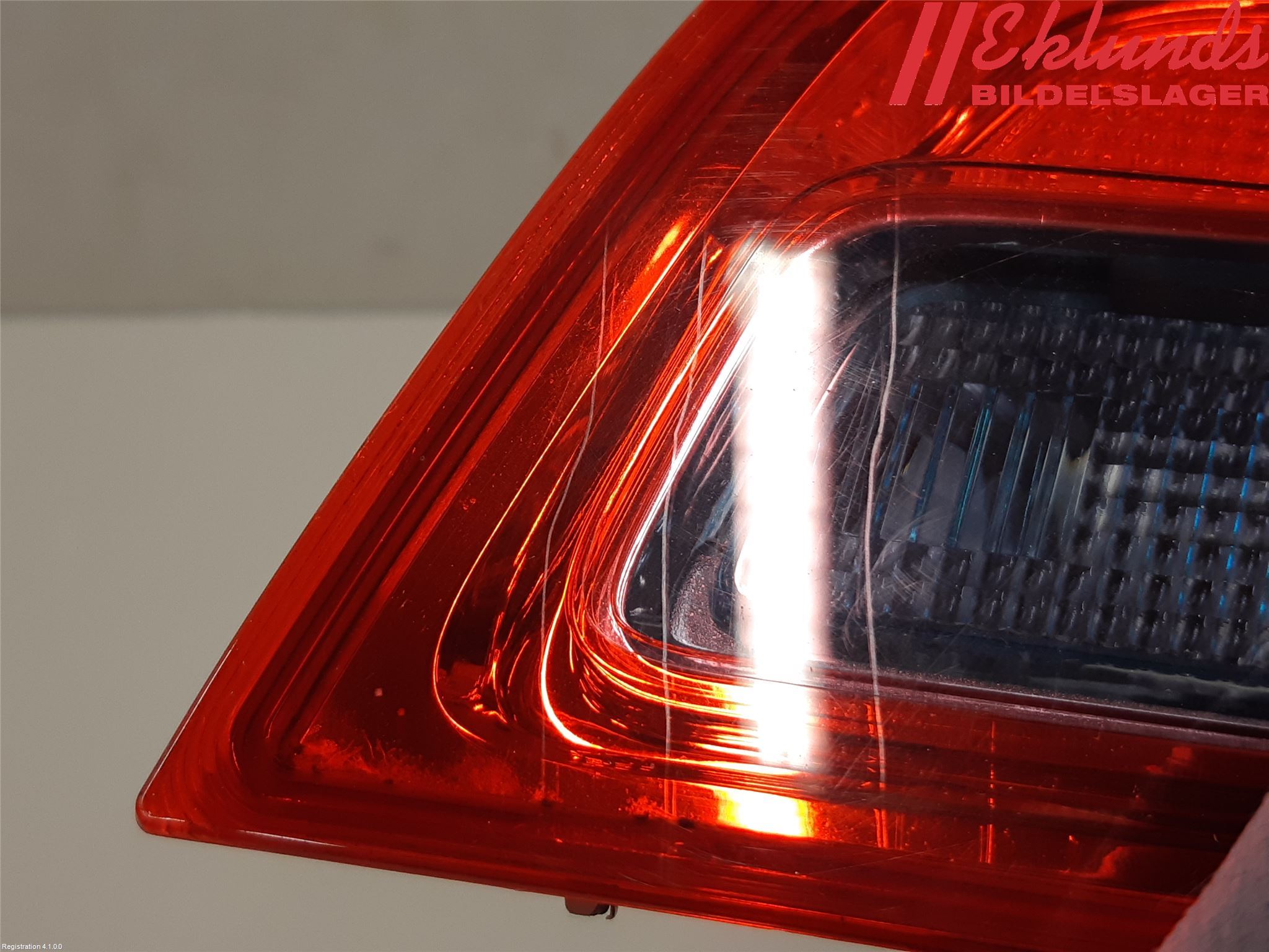 Opel ASTRA J 10-15 Bakljus Lucka Hö