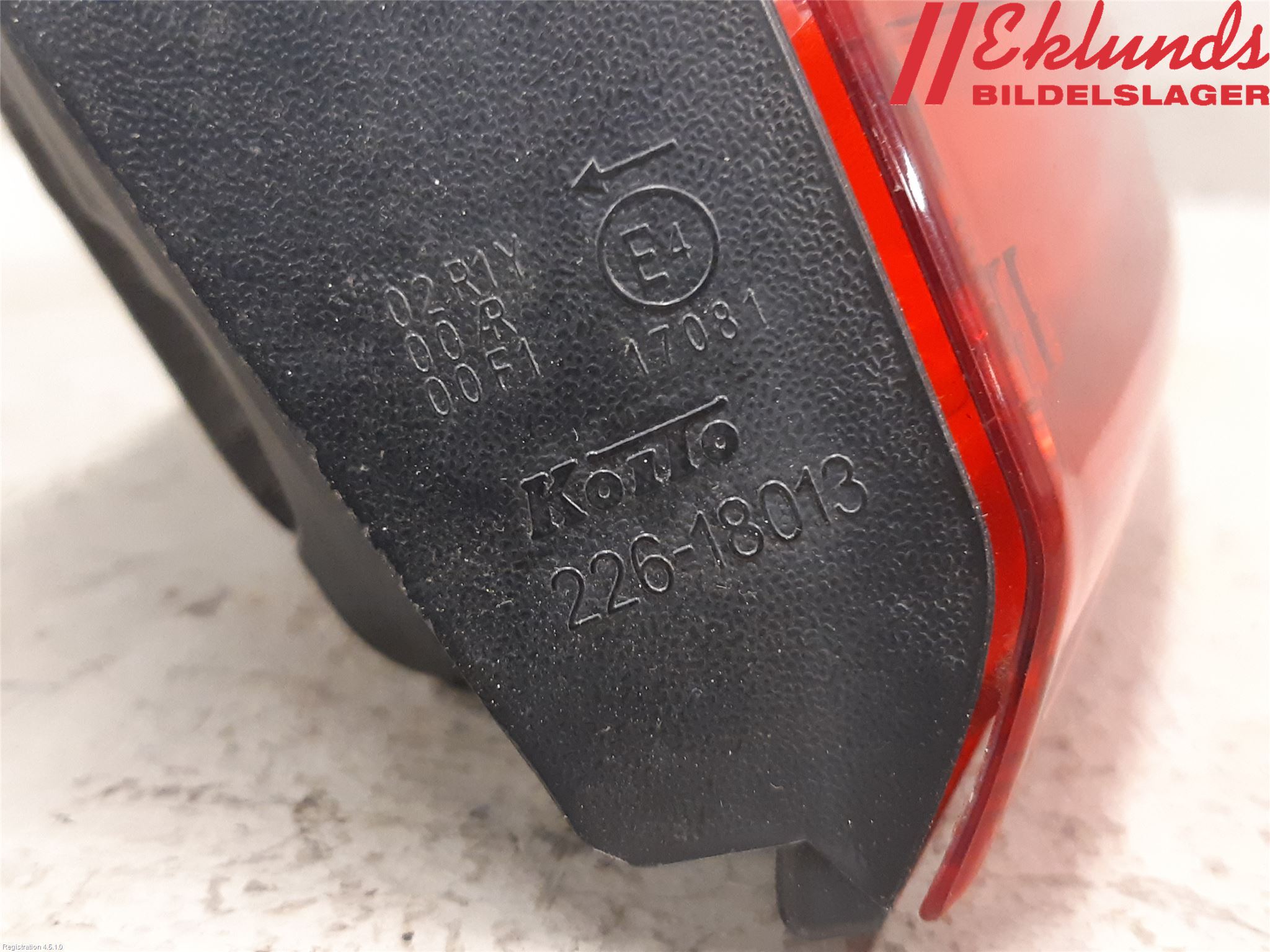 Nissan QASHQAI 14-17 Bakljus Lucka Vä