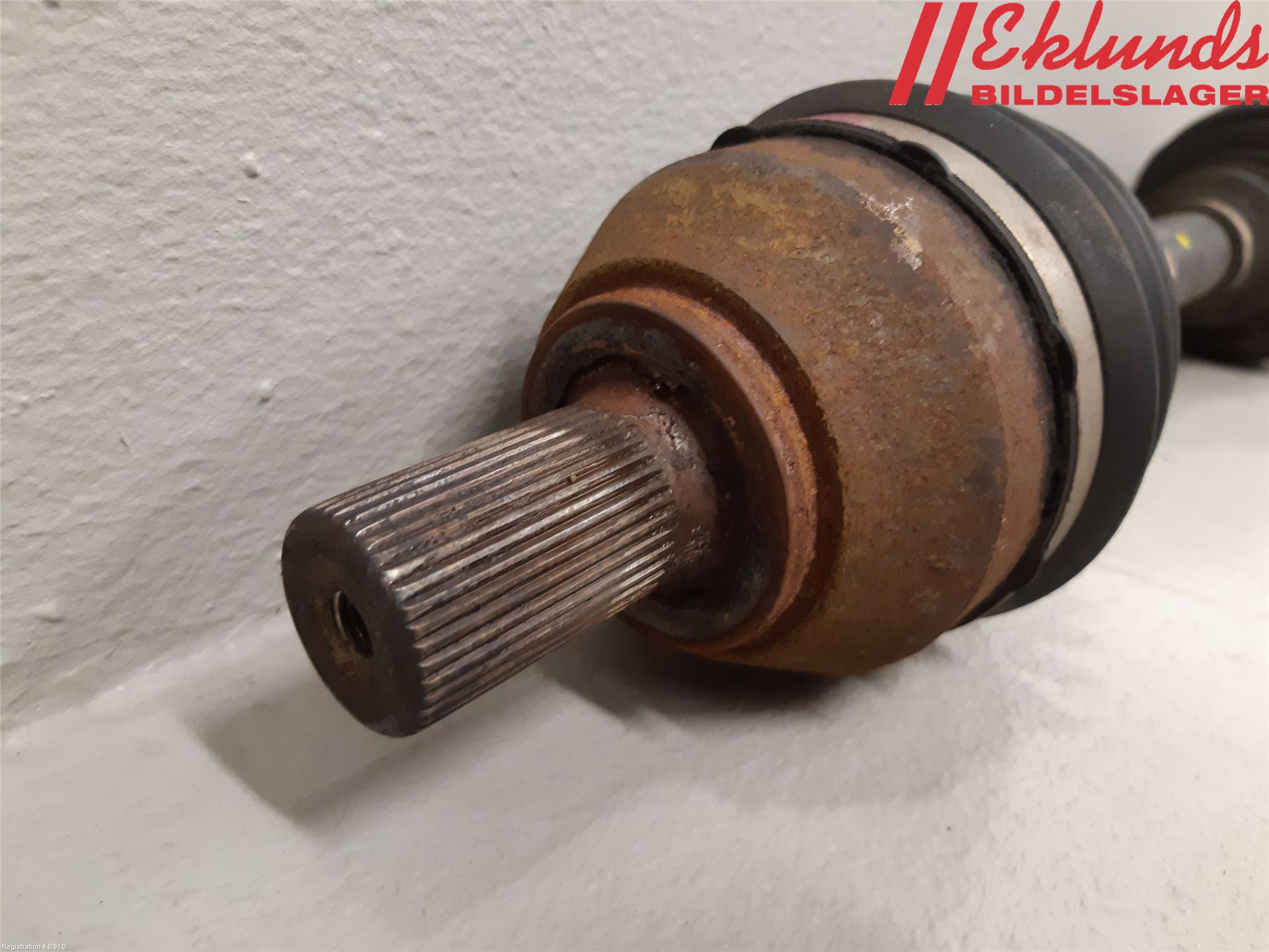 Volvo V70 14-16 Drivaxel Fram Höger