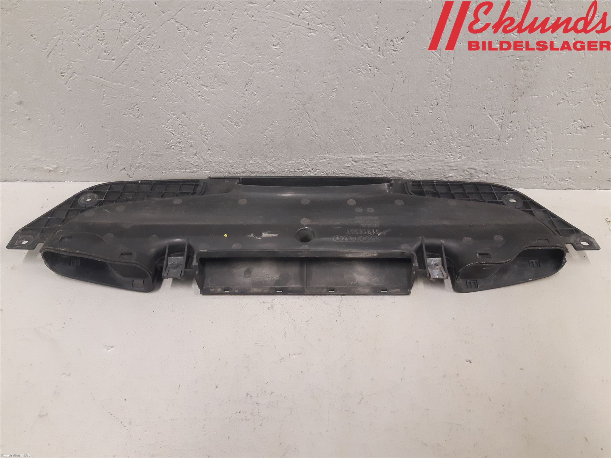 Volvo V40 12-19 Deflektor Plåt-Plast Kylning