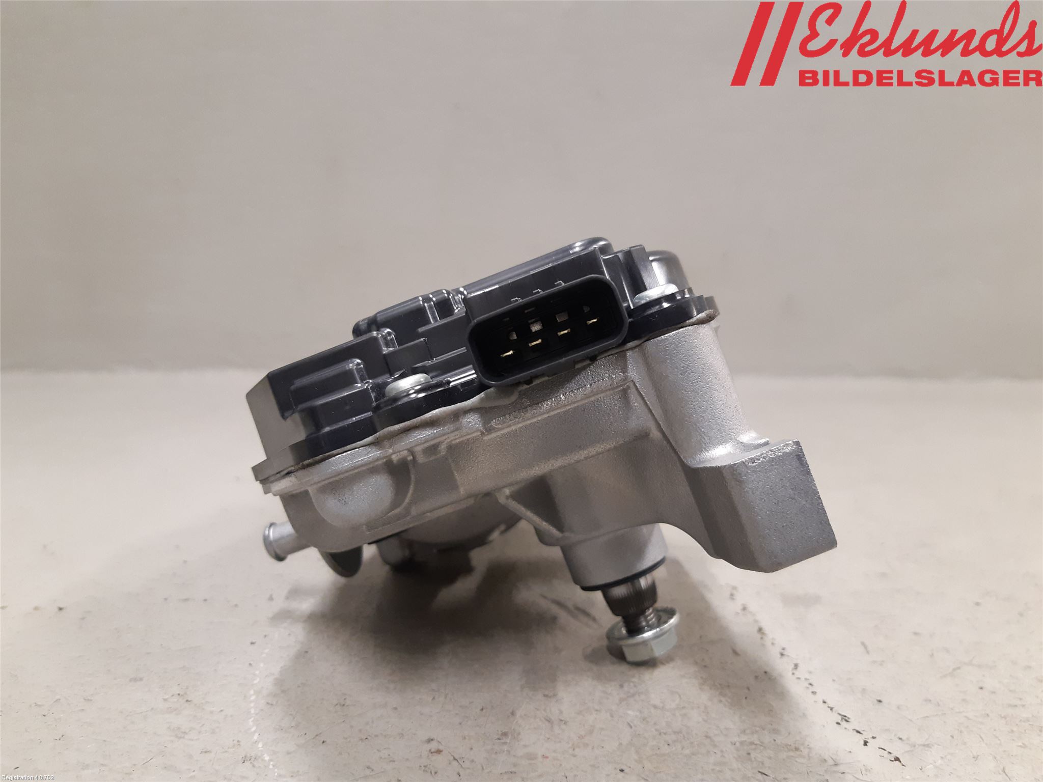 Lexus UX/300e 19- Torkarmotor Vindruta