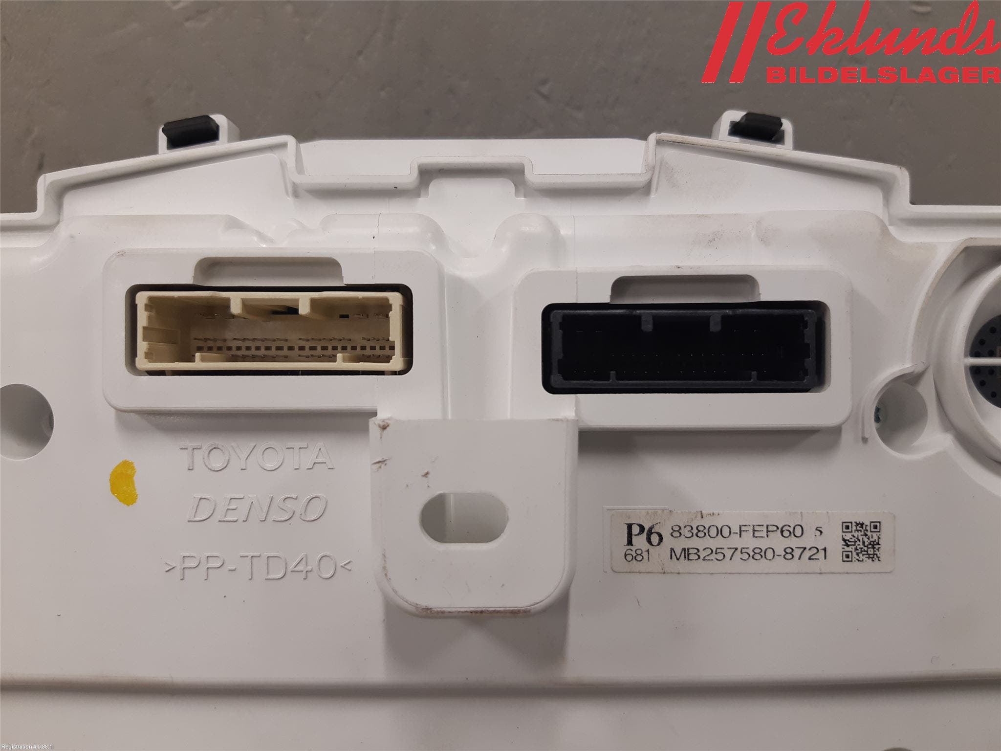 Toyota COROLLA 19- Instrument Komb