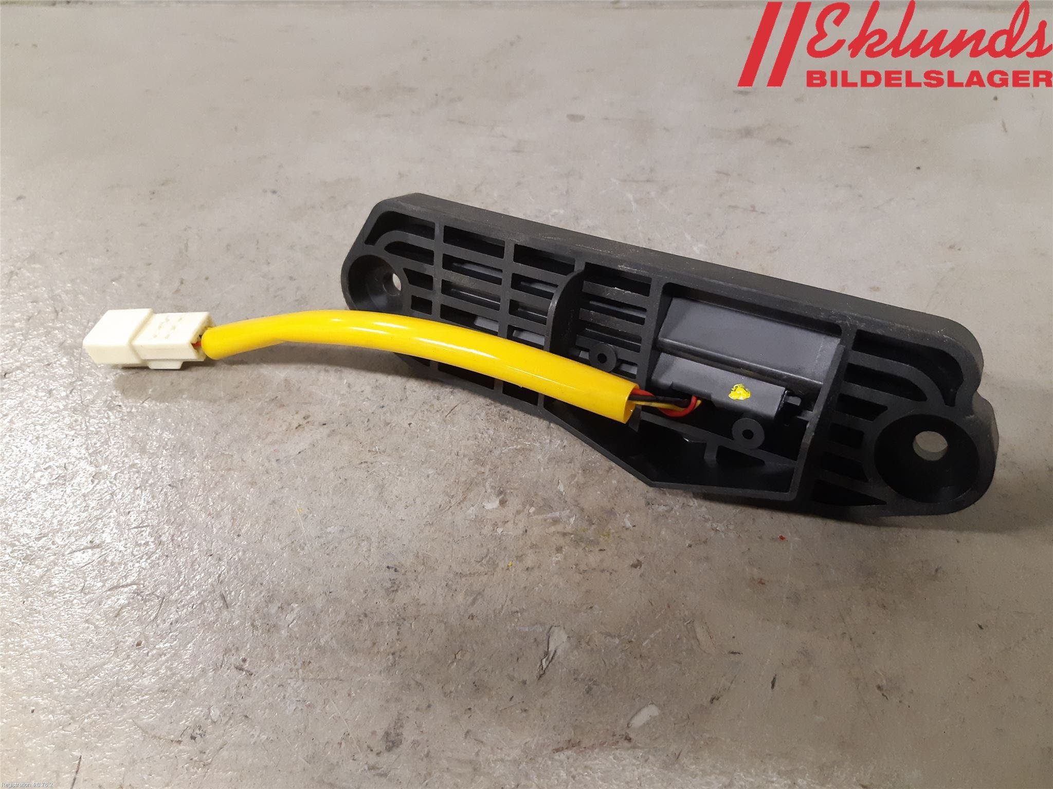 Mitsubishi OUTLANDER 13-21 Bakluckehandtag