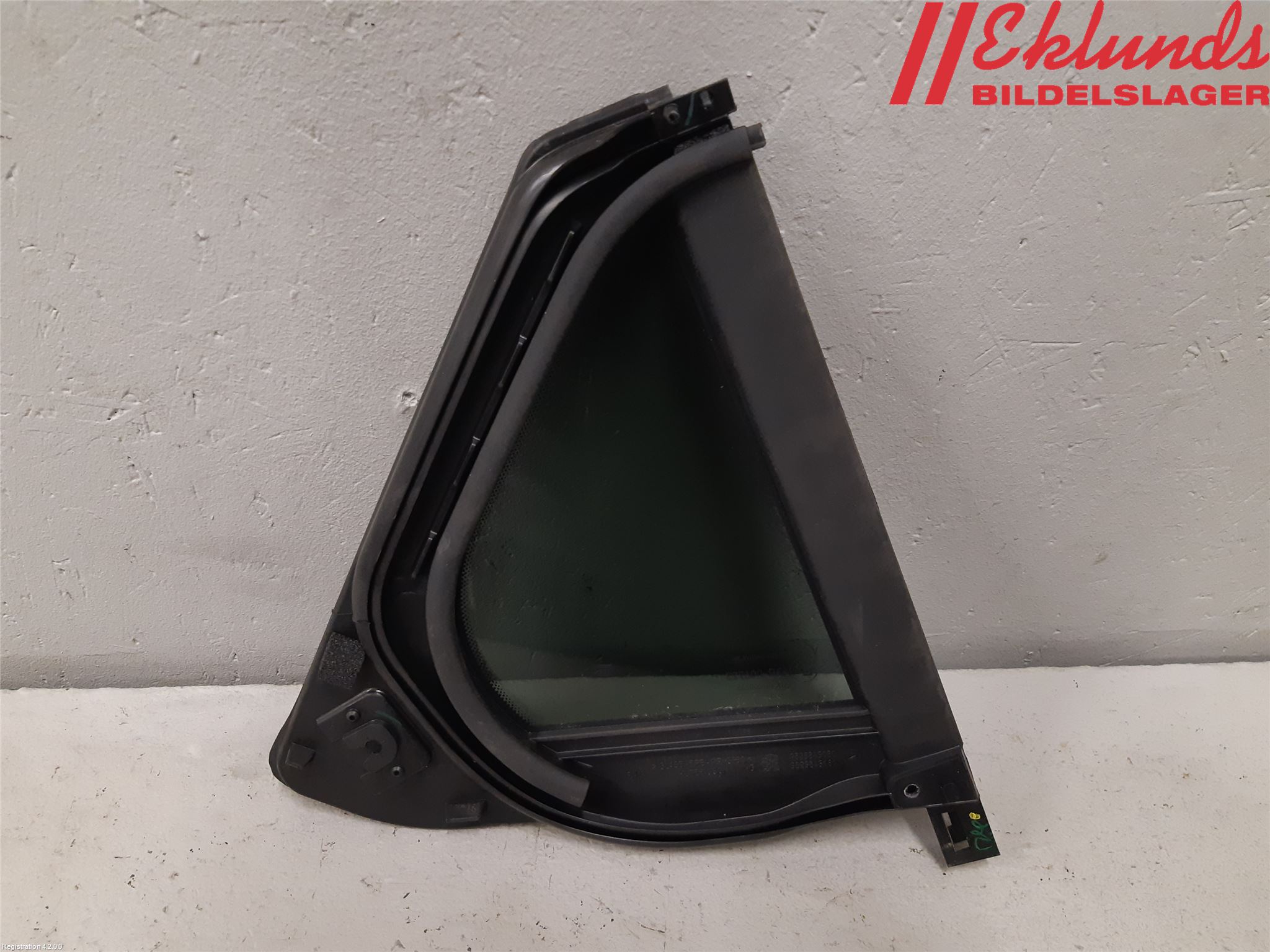 Peugeot 2008/E-2008 20- Dörruta Bak Lilla Vä