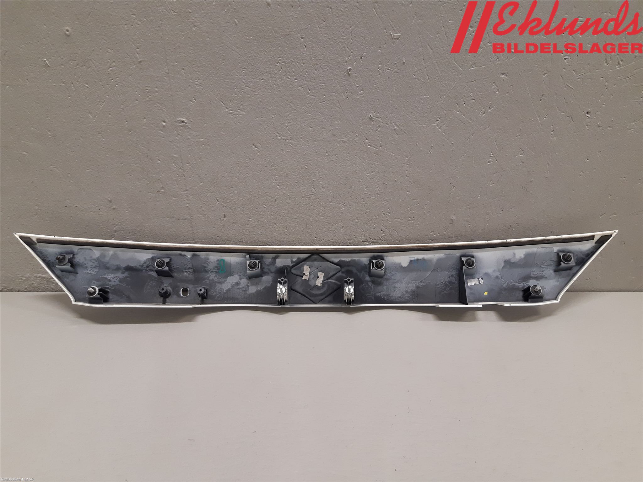 Suzuki VITARA 15- List Bak-Baklucka