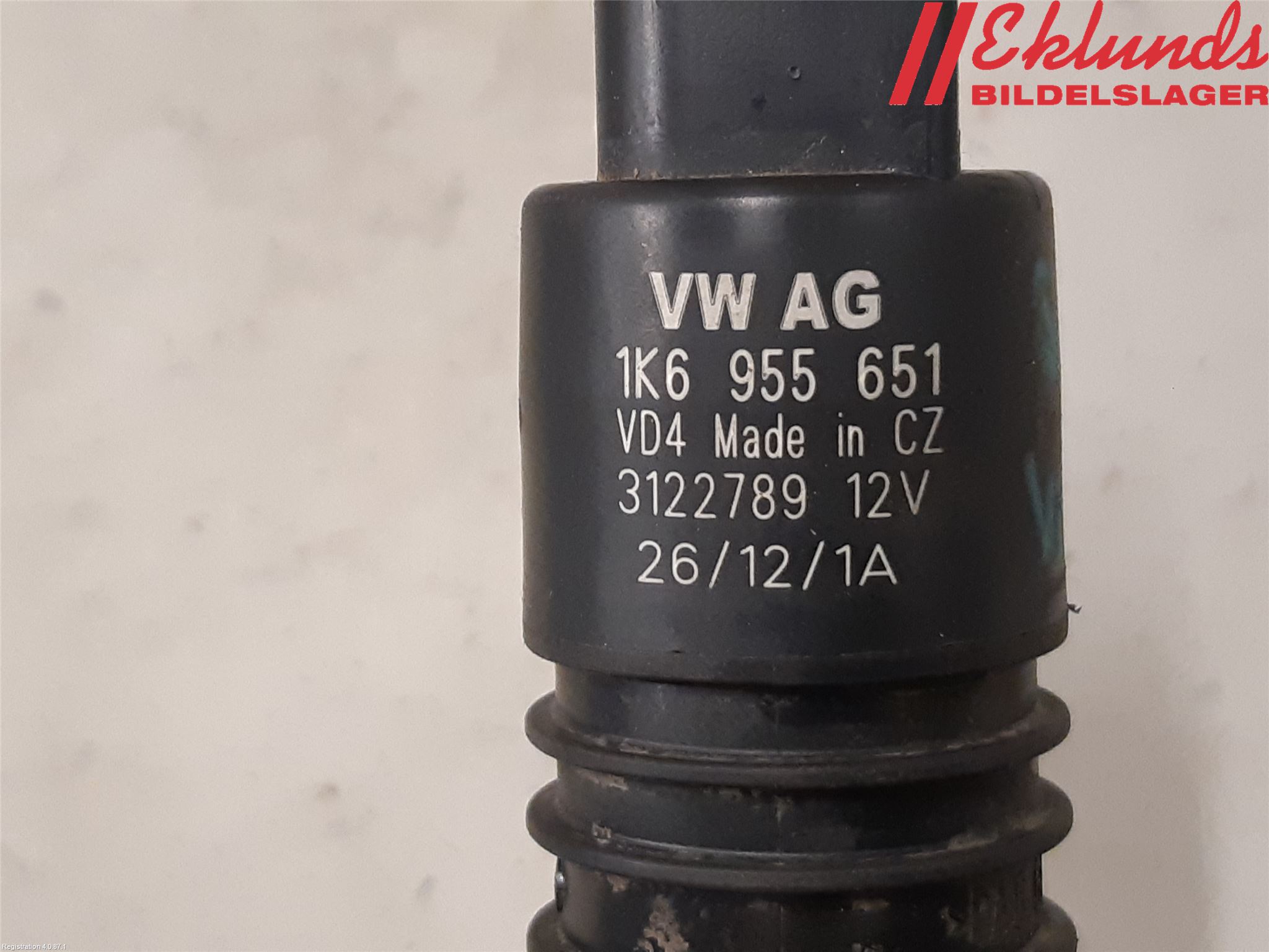 Volkswagen VW PASSAT 11-14 Spolarpump Vindruta