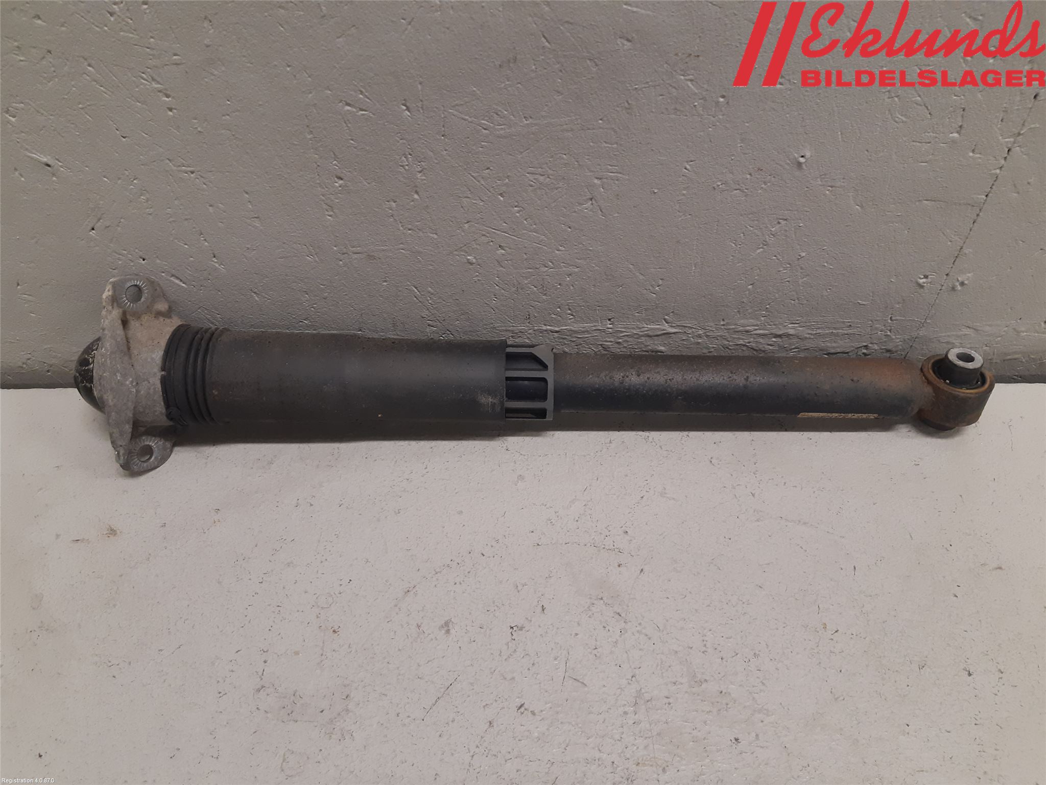 Skoda SUPERB 16-24 Stötdämpare Bak