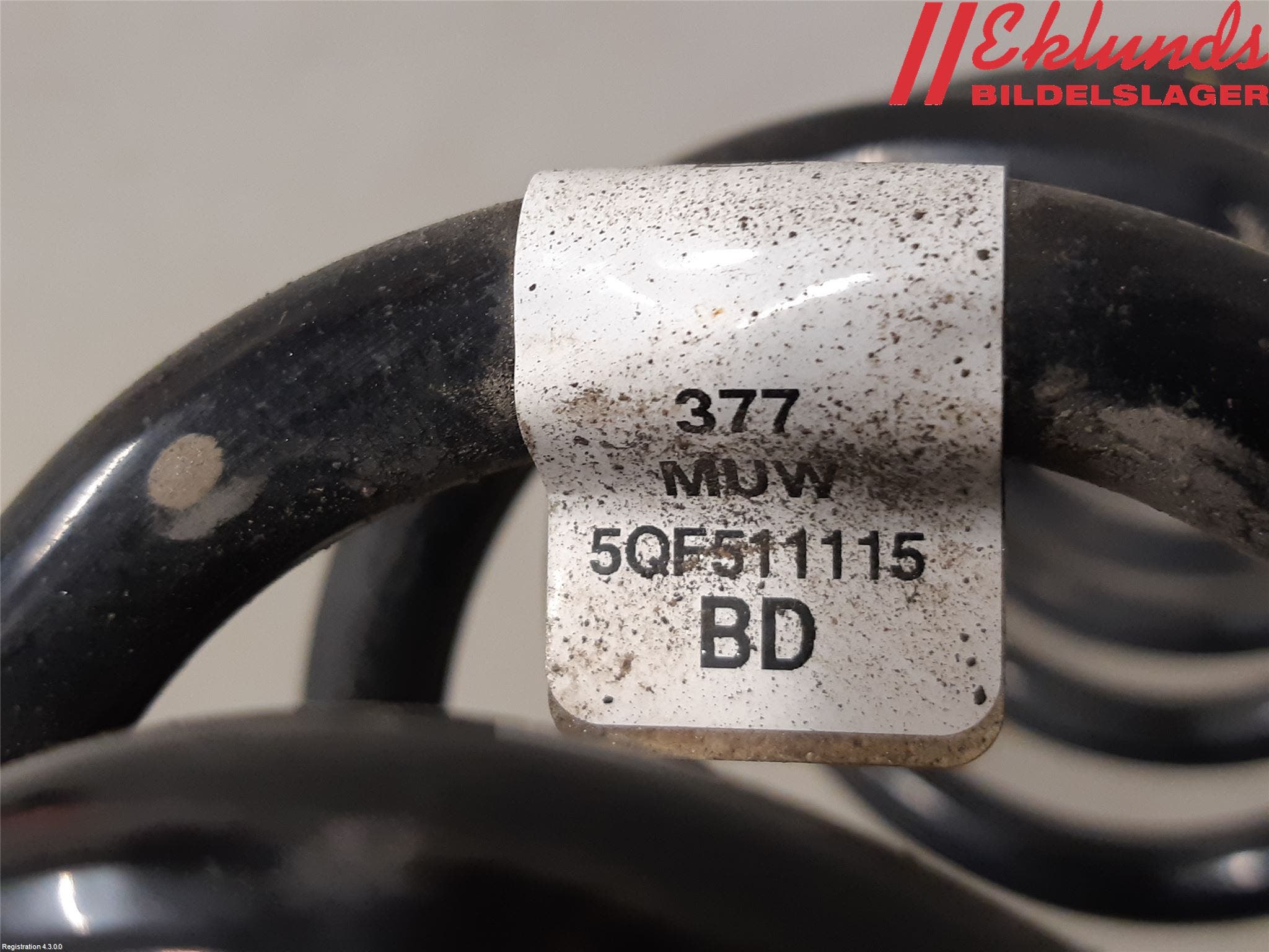 Volkswagen VW TIGUAN 16-24 Fjäder Bak