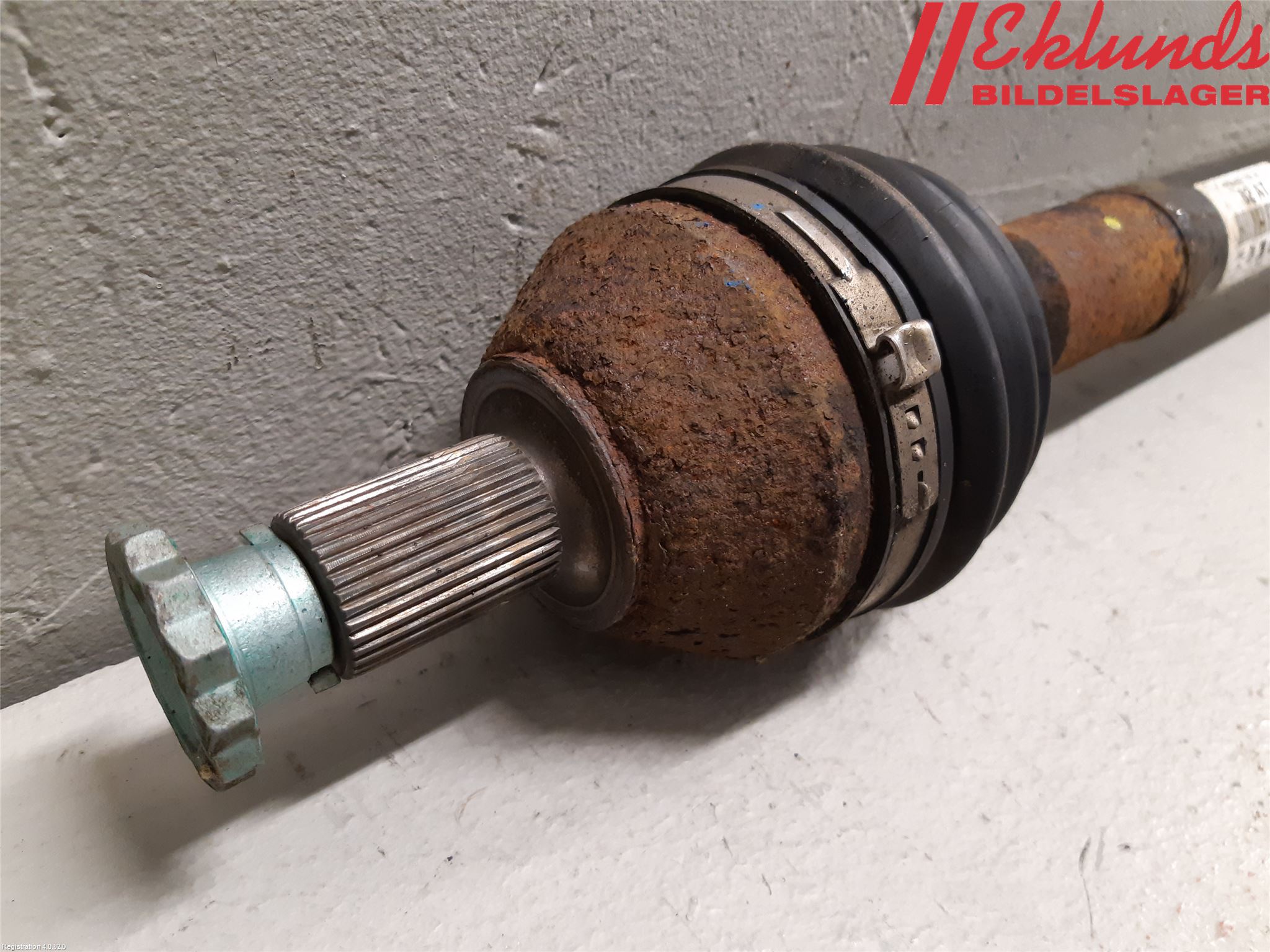 Skoda RAPID Drivaxel Fram Höger