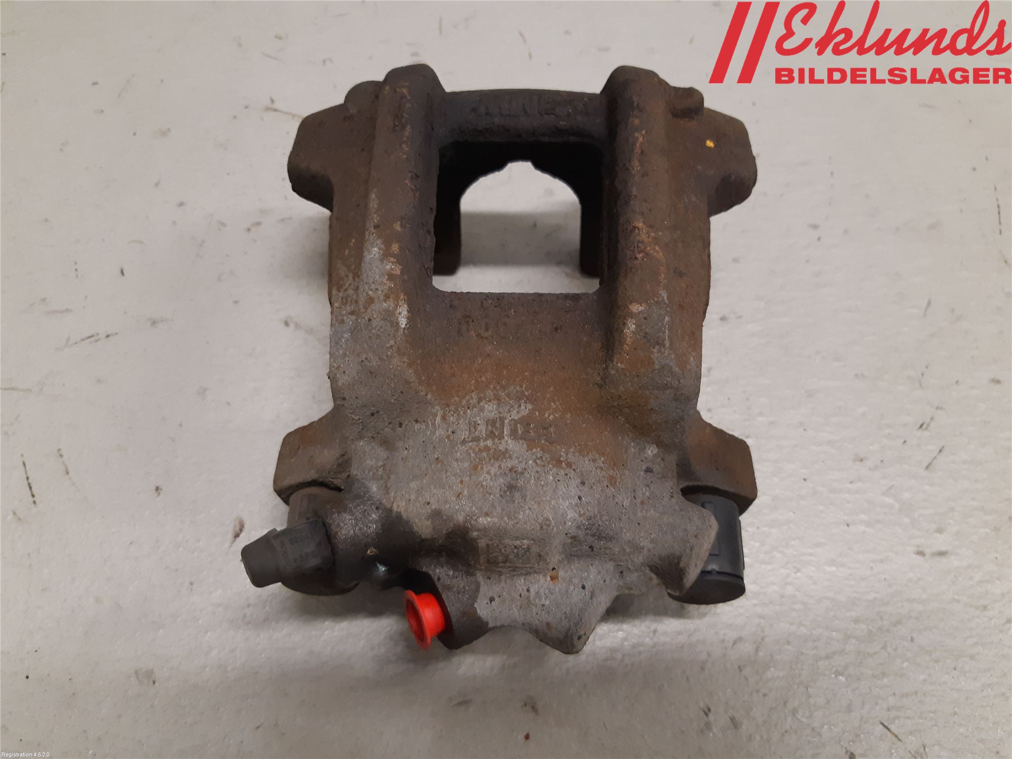 BMW 3 F30/F31/F80 12-19 Bromsok Fram Höger