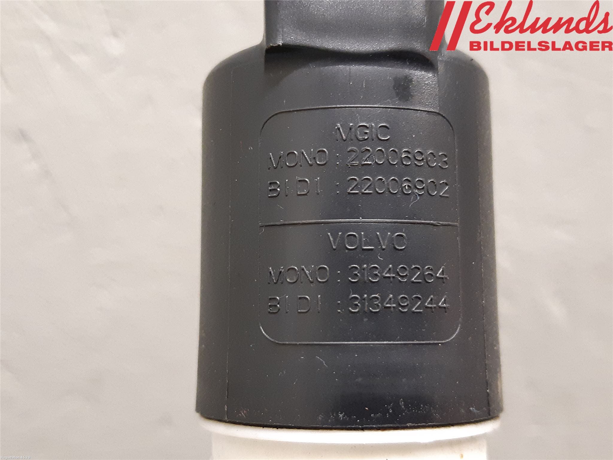 Volvo V60 11-13 Spolarpump Vindruta