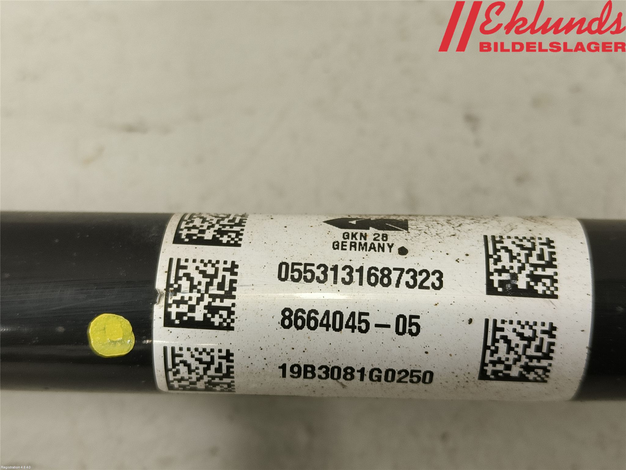 BMW 5 G30/G31/F90 17-23 Drivaxel Bak Vänster