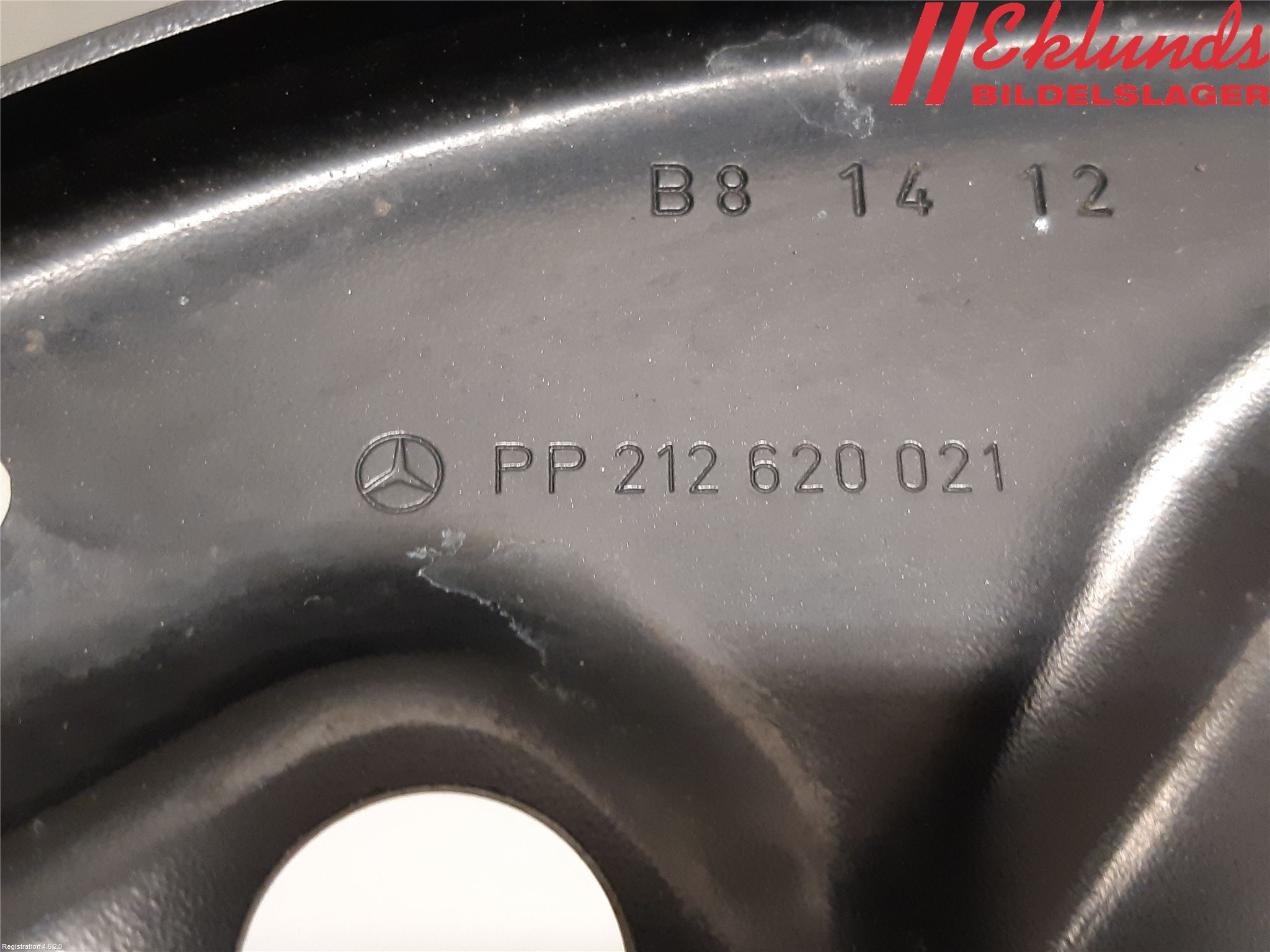 Mercedes-Benz MB E-KLASS (W212) 09-16 Frontplåt