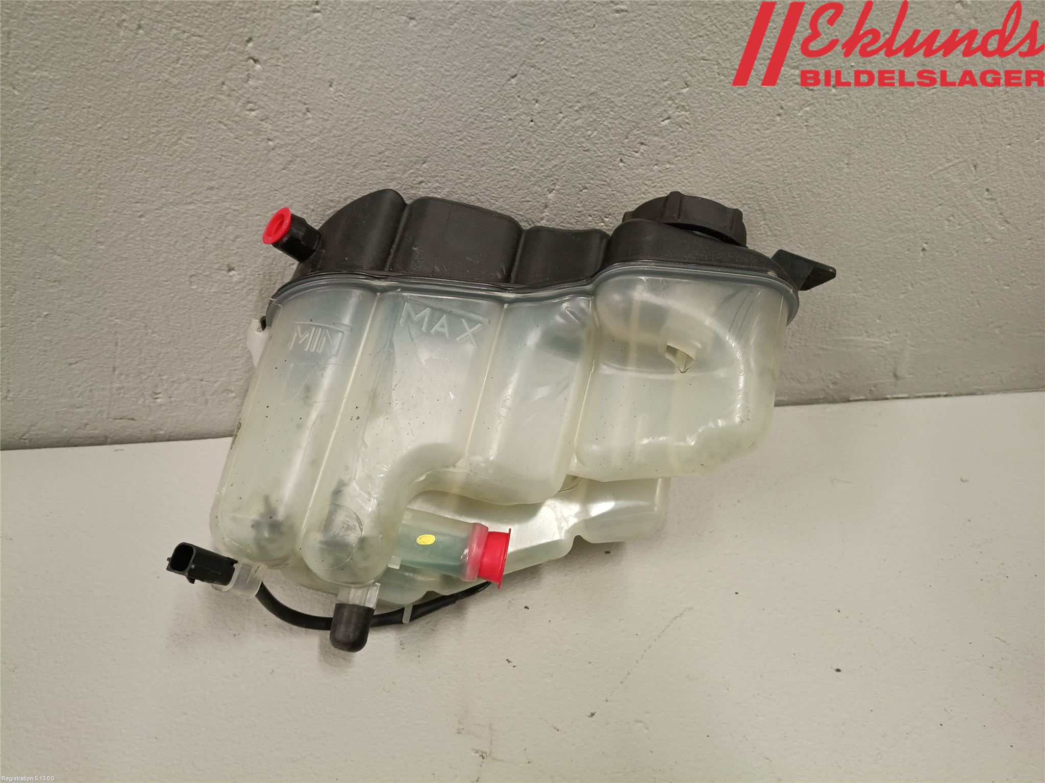 Volvo V70 08-13 Expansionstank