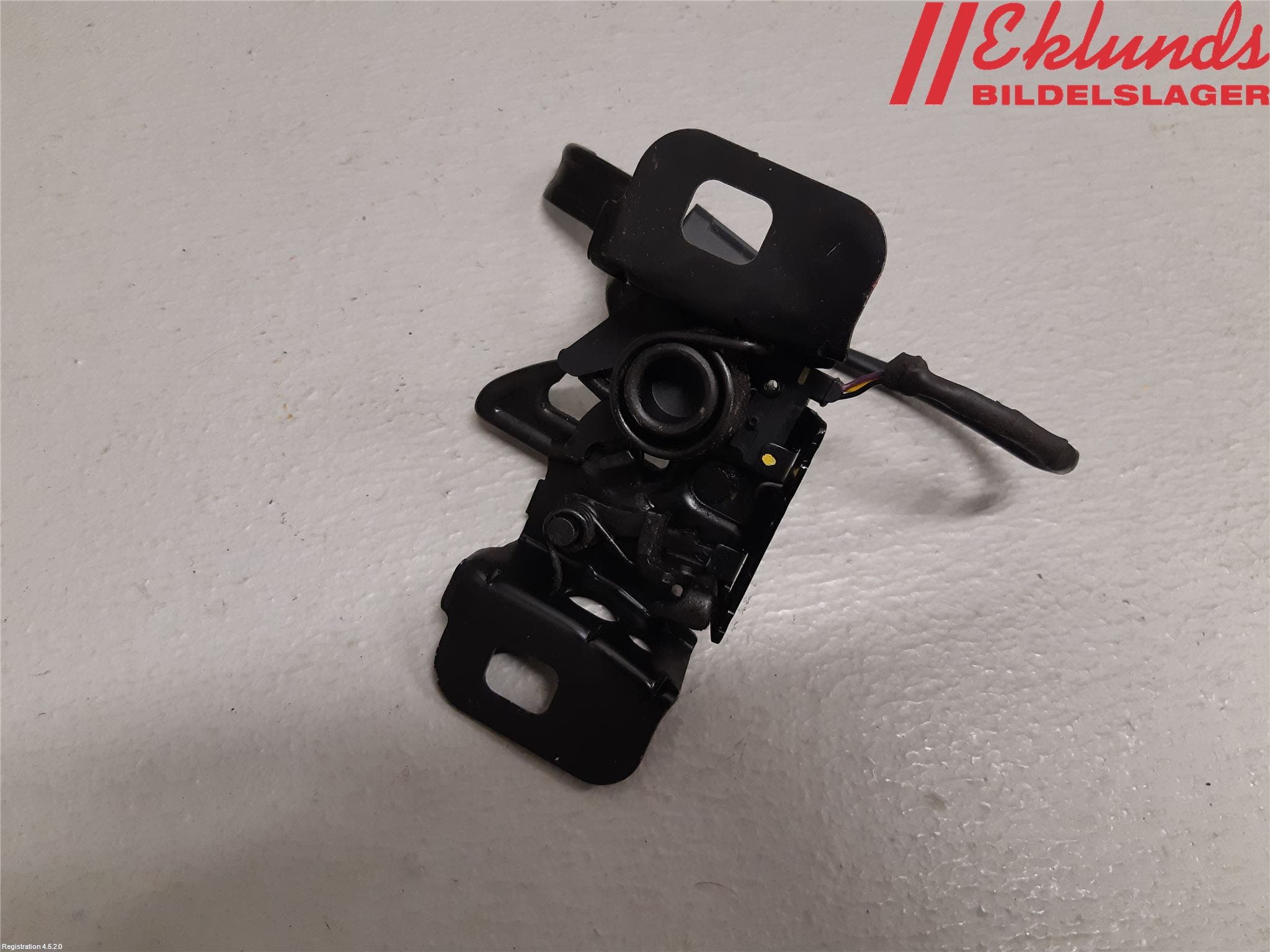 Opel ASTRA J 10-15 Huv Spärr