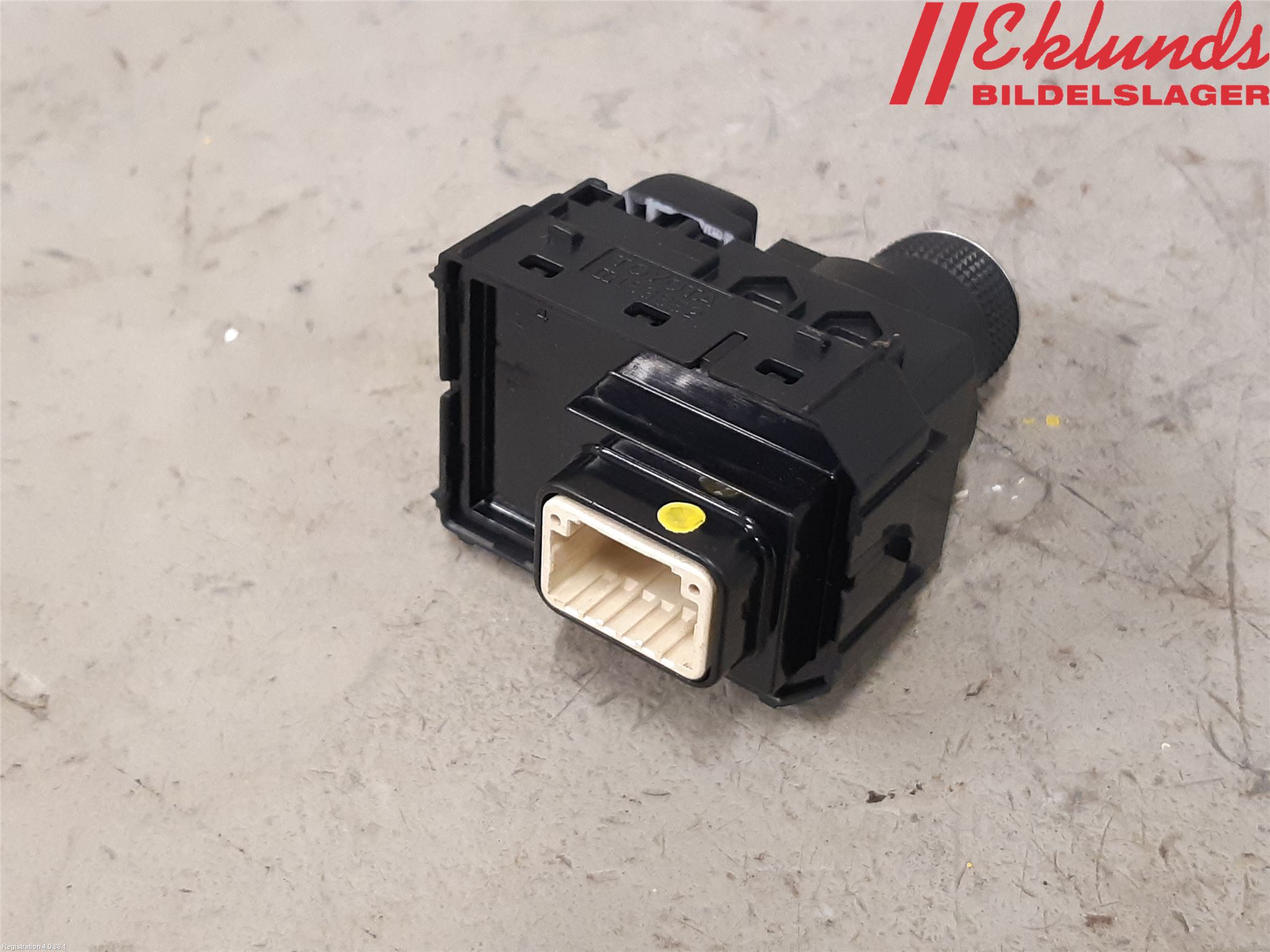 Toyota COROLLA 19- Strömställare Spegel