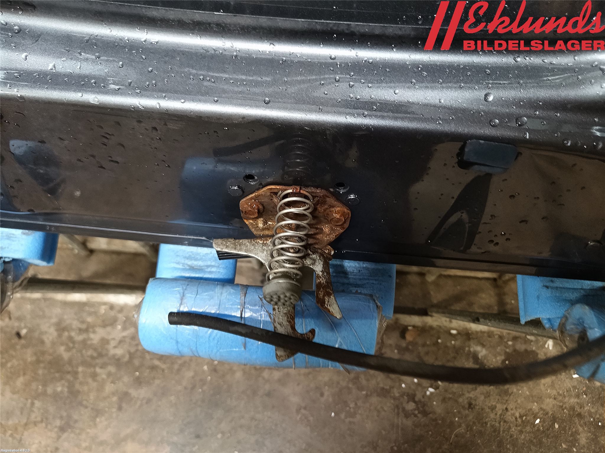 Volvo V70 05-08 Huv Fram