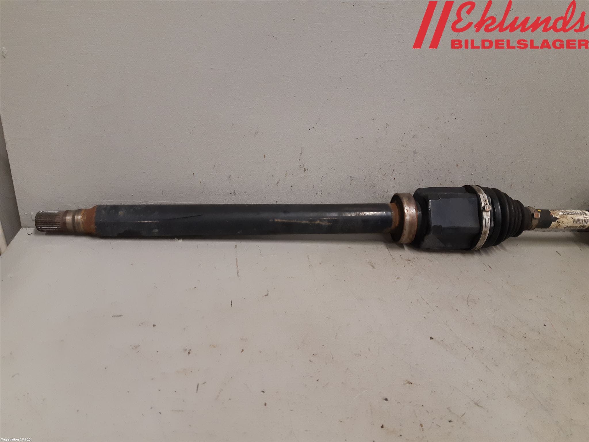 Volvo V70 08-13 Drivaxel Fram Höger