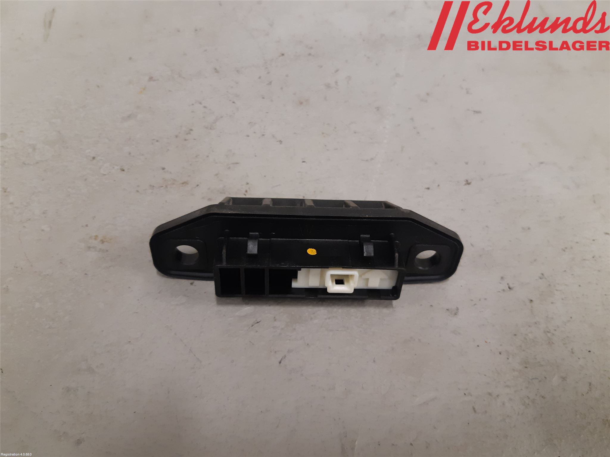 Toyota YARIS XP130 15-20 Bakluckehandtag