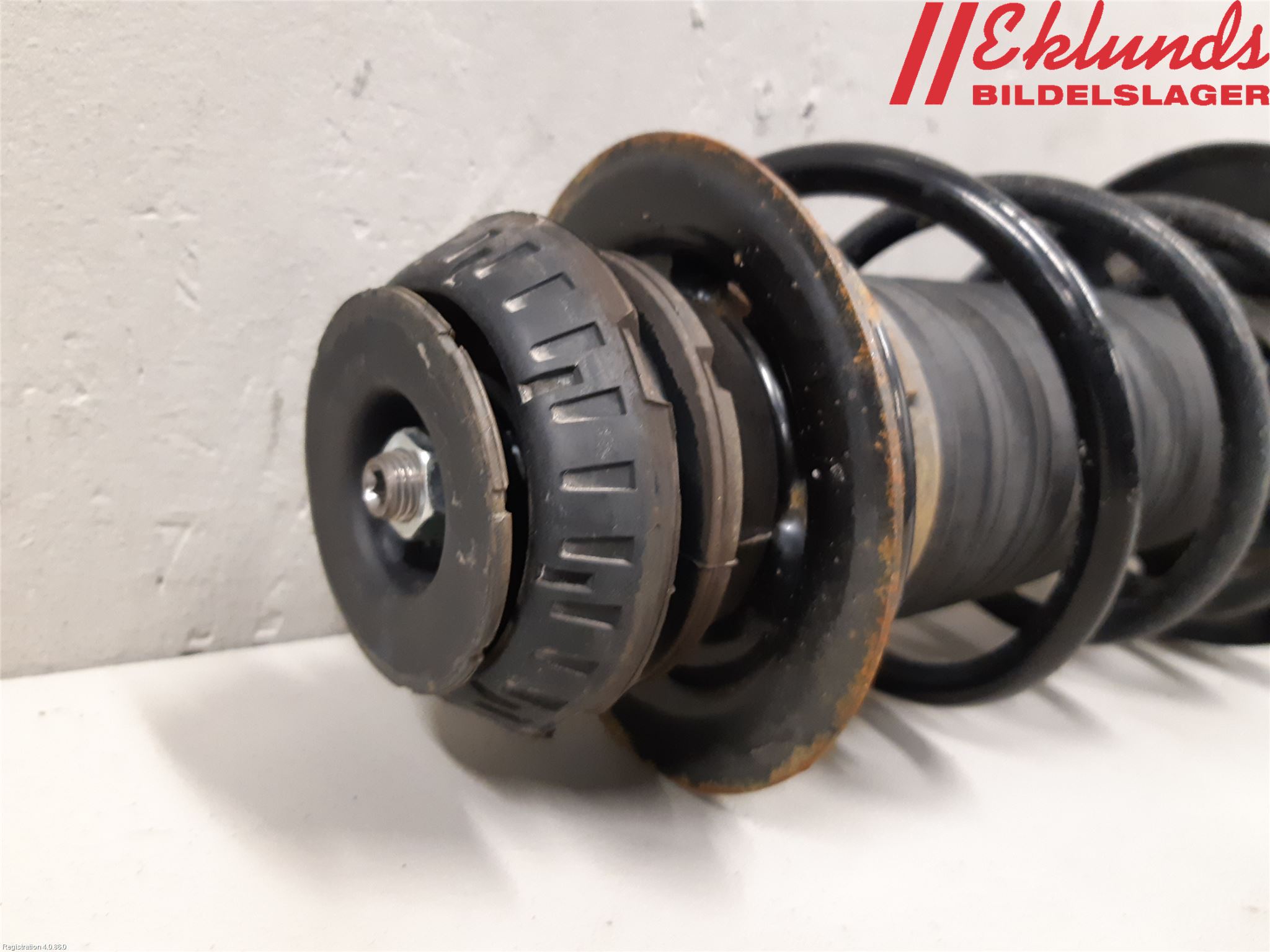 Toyota YARIS XP21 20- Fjäderben Fram Vänster