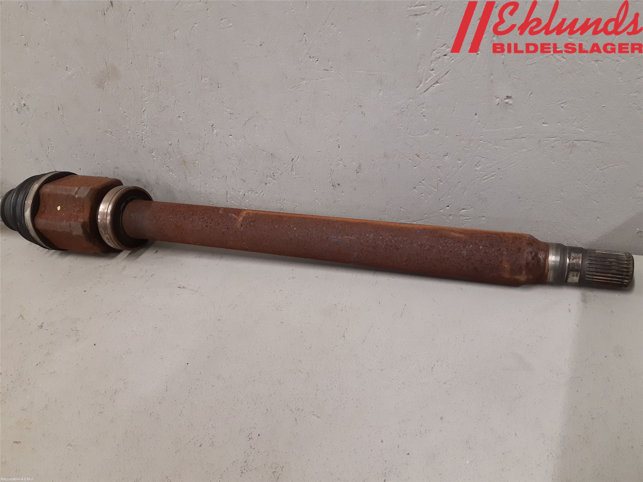 Volvo V60 11-13 Drivaxel Fram Höger